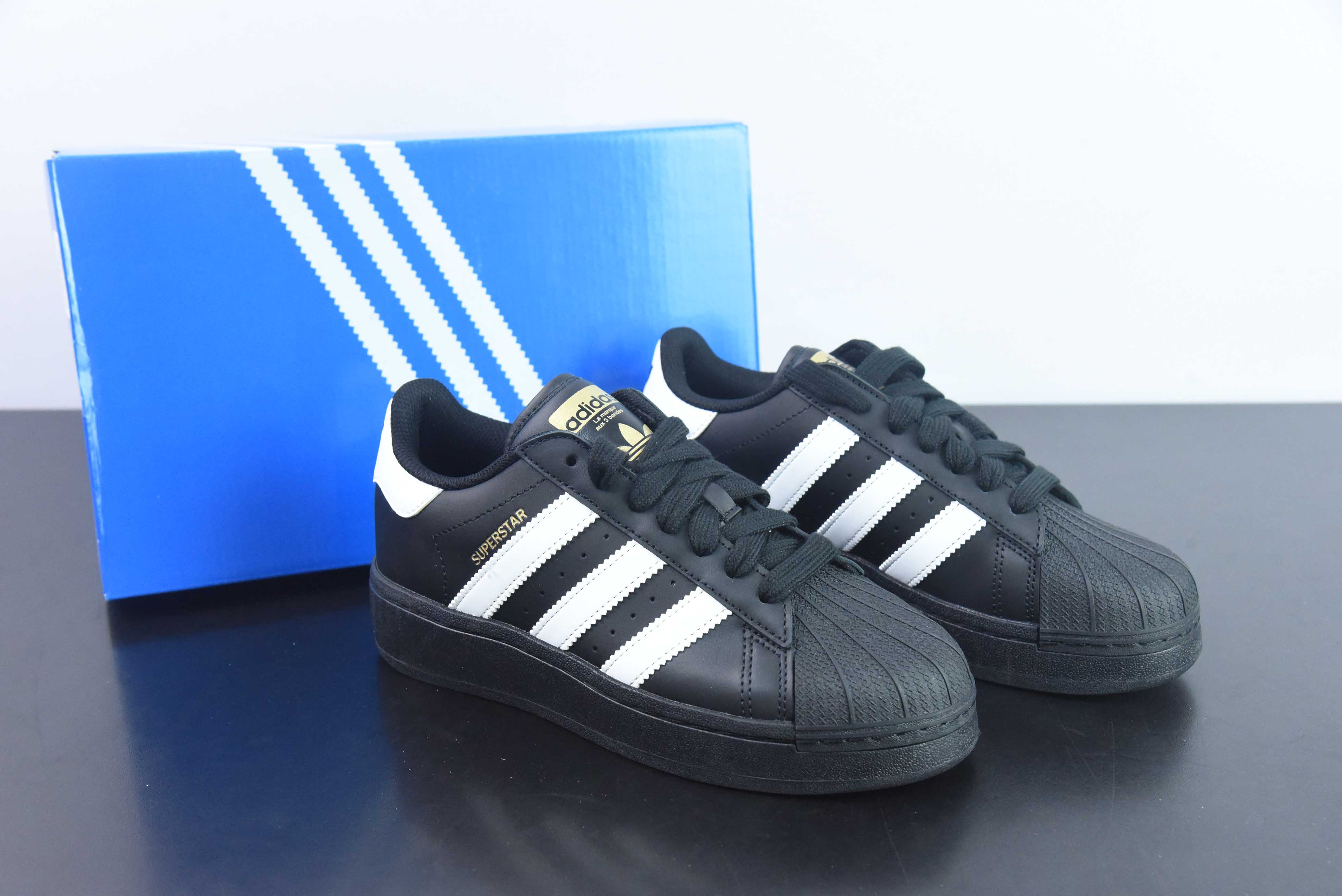 AD 오리지널스 슈퍼스타 클래식 레트로 쉘 헤드 두꺼운 바닥 보드 슈즈 아이템 번호: IG9777 사이즈: 36-45