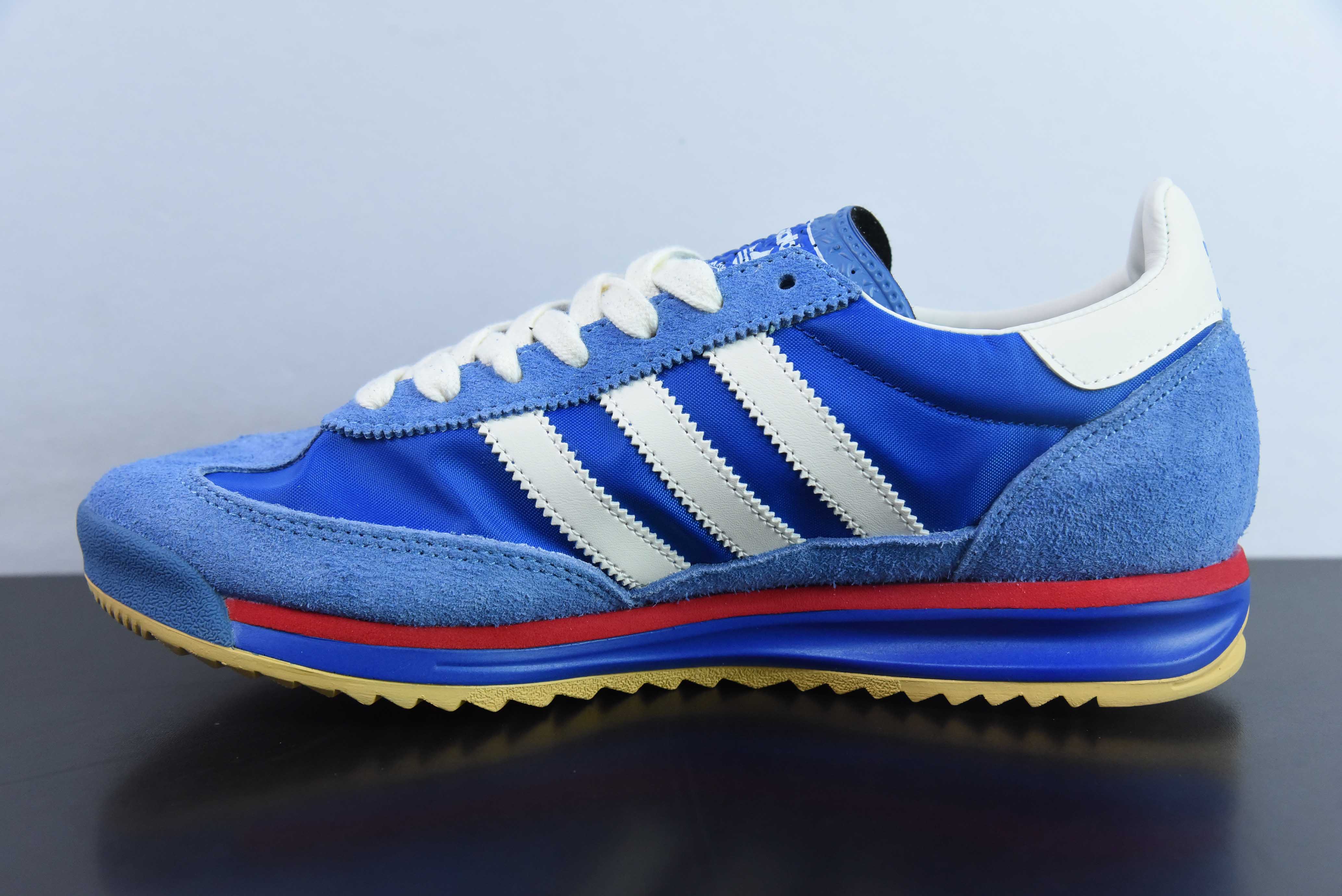 아디다스 오리지널스 SL72 RS 아디 샴록 레트로 트레이닝 캐주얼 러닝화 아이템: IG2132사이즈: 36-45