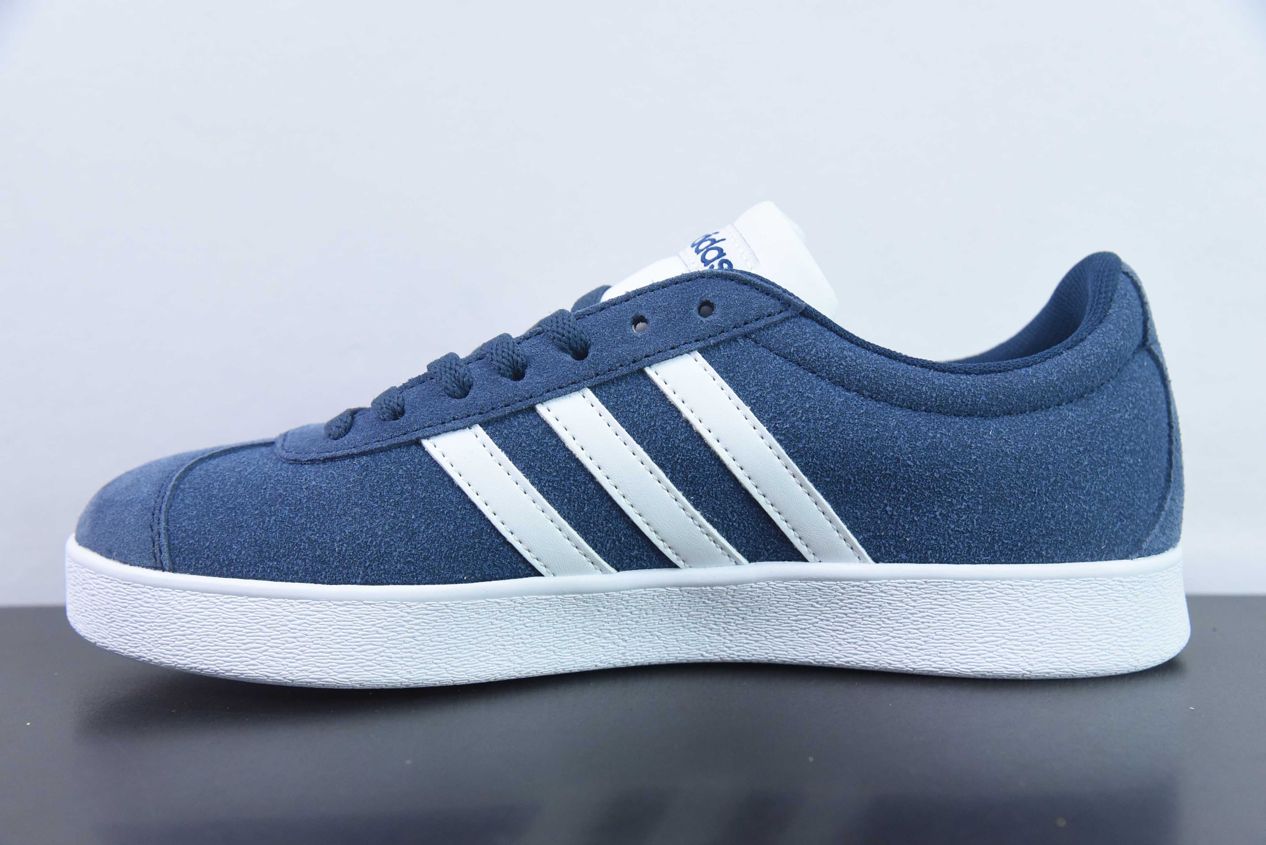 AD 네오 VL 코트 2.0 아디 클로버 패션 트렌드 보드 슈즈 아이템 번호: DA9854 사이즈: 36-45