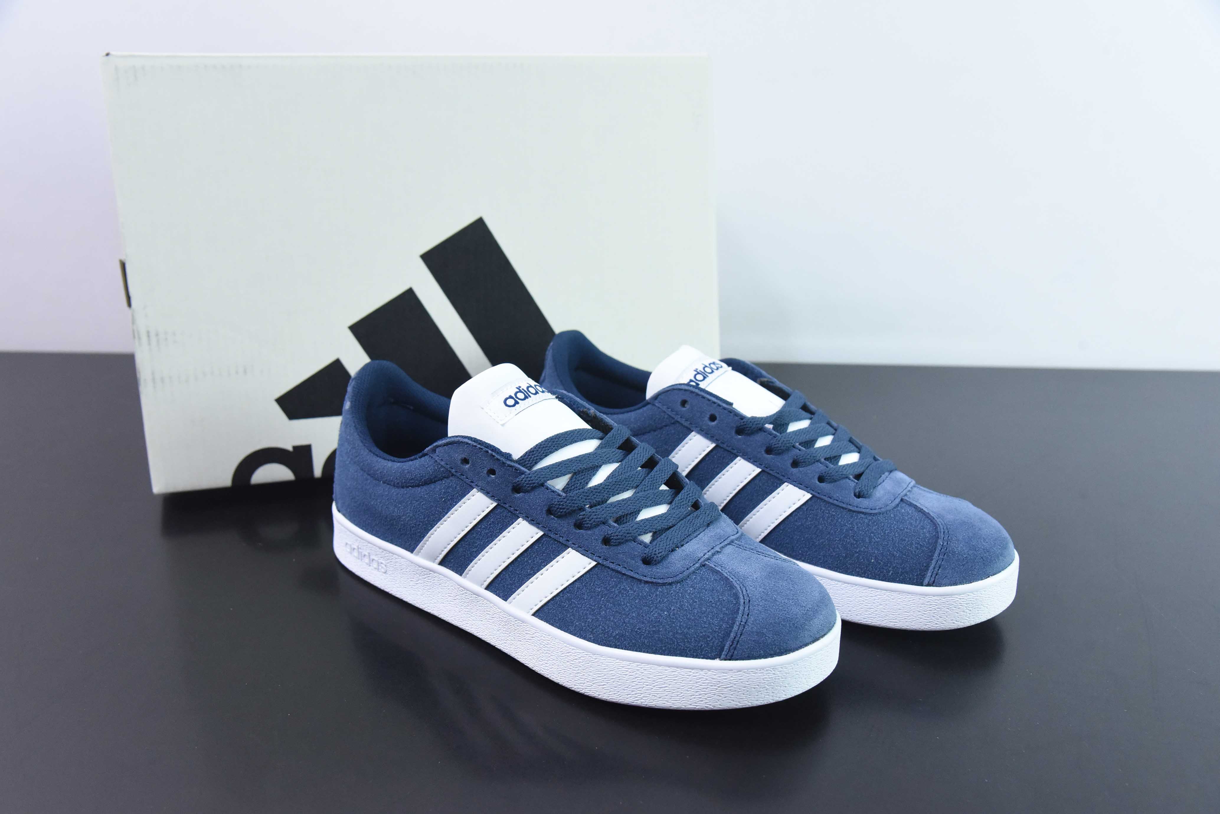 AD 네오 VL 코트 2.0 아디 클로버 패션 트렌드 보드 슈즈 아이템 번호: DA9854 사이즈: 36-45