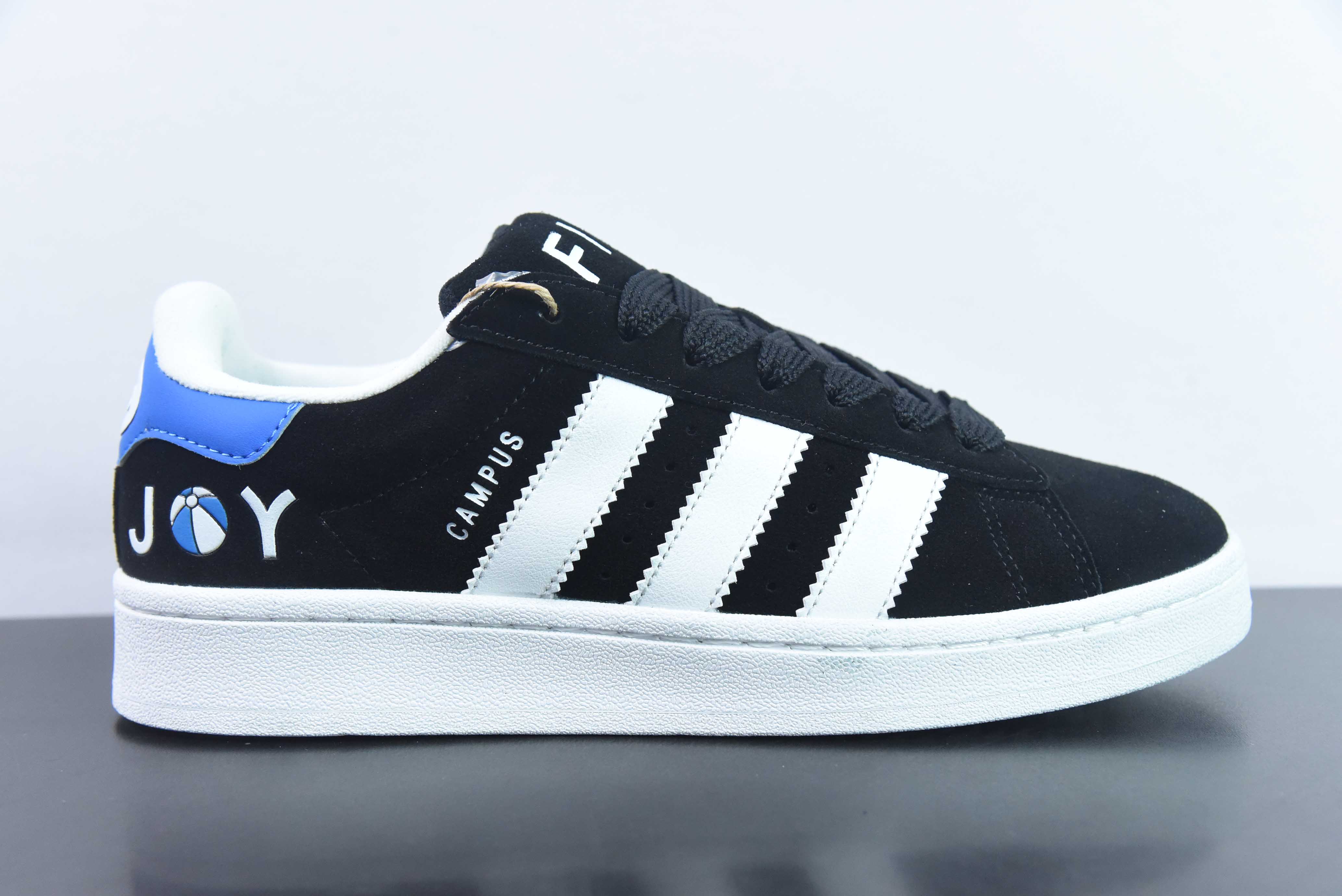 아디다스 오리지널스 캠퍼스 00년대 대학 컬렉션 브레드 스타일 레트로 캐주얼 스니커즈 아이템 번호: ID7716 사이즈: 36-45