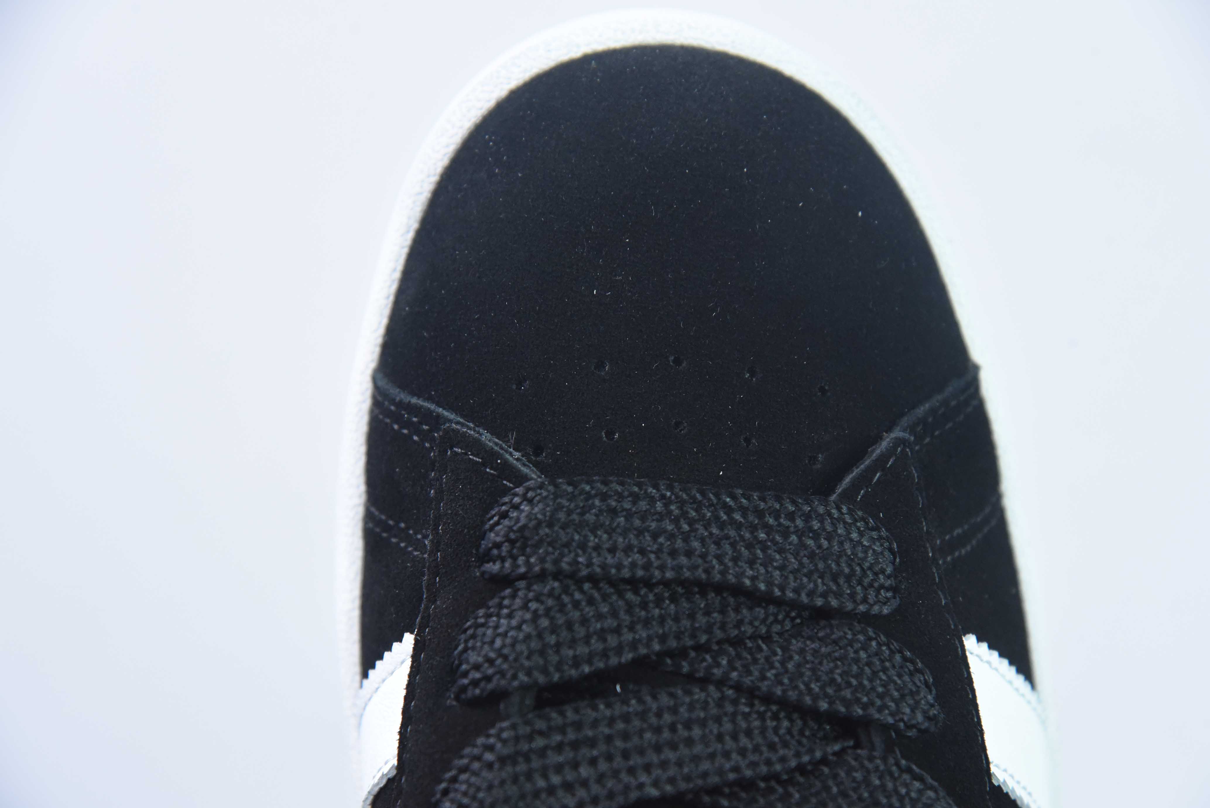 아디다스 오리지널스 캠퍼스 00년대 대학 컬렉션 브레드 스타일 레트로 캐주얼 스니커즈 아이템 번호: ID7716 사이즈: 36-45