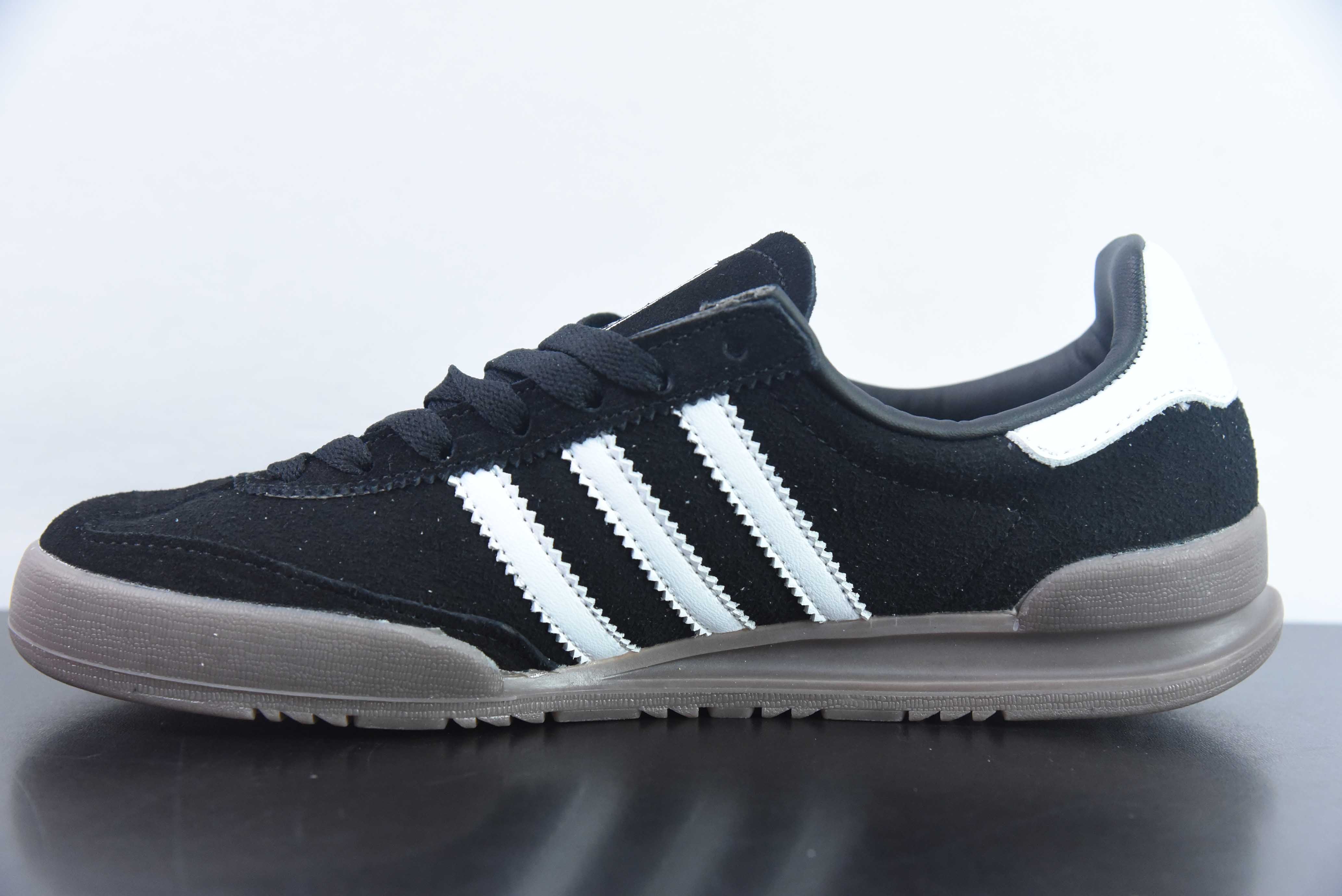 아디 진 시리즈 뉴 클로버 아디 오리지널스 진 아디 레트로 로우탑 상품번호: GX5339 블랙 브라운 사이즈: 36-45