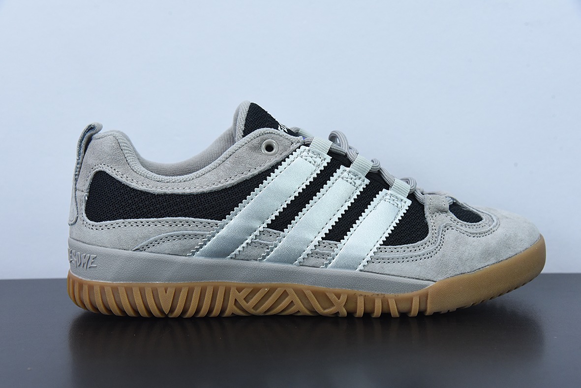 아디다스   아디다스 아디 샴록 보드숏 그레이 실버 아이템 번호: FX2826 사이즈: 40-45