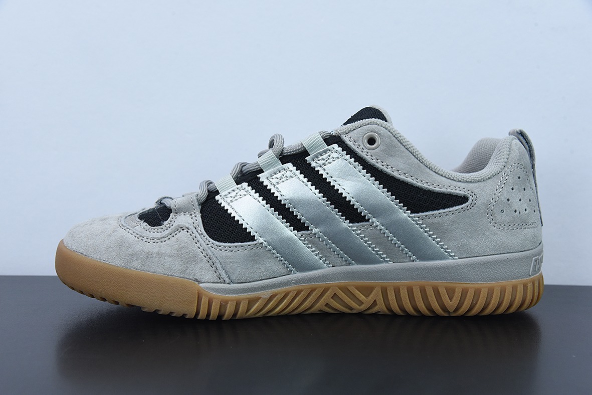 아디다스   아디다스 아디 샴록 보드숏 그레이 실버 아이템 번호: FX2826 사이즈: 40-45