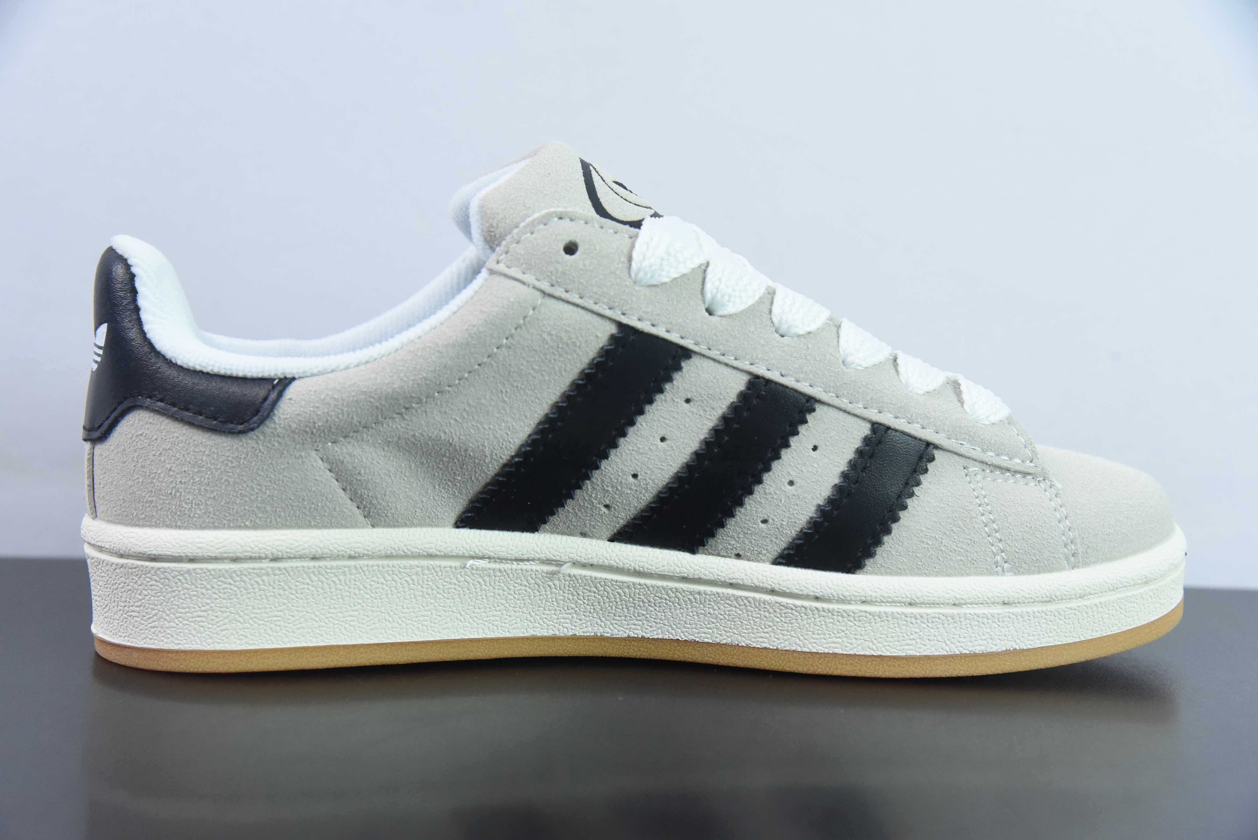 AD 오리지널스 캠퍼스 00년대 대학 시리즈 브레드 슈즈 그레이 블랙 앤 화이트 클래식 레트로 로우탑 보드숏 아이템: GY0042 사이즈: 36-45