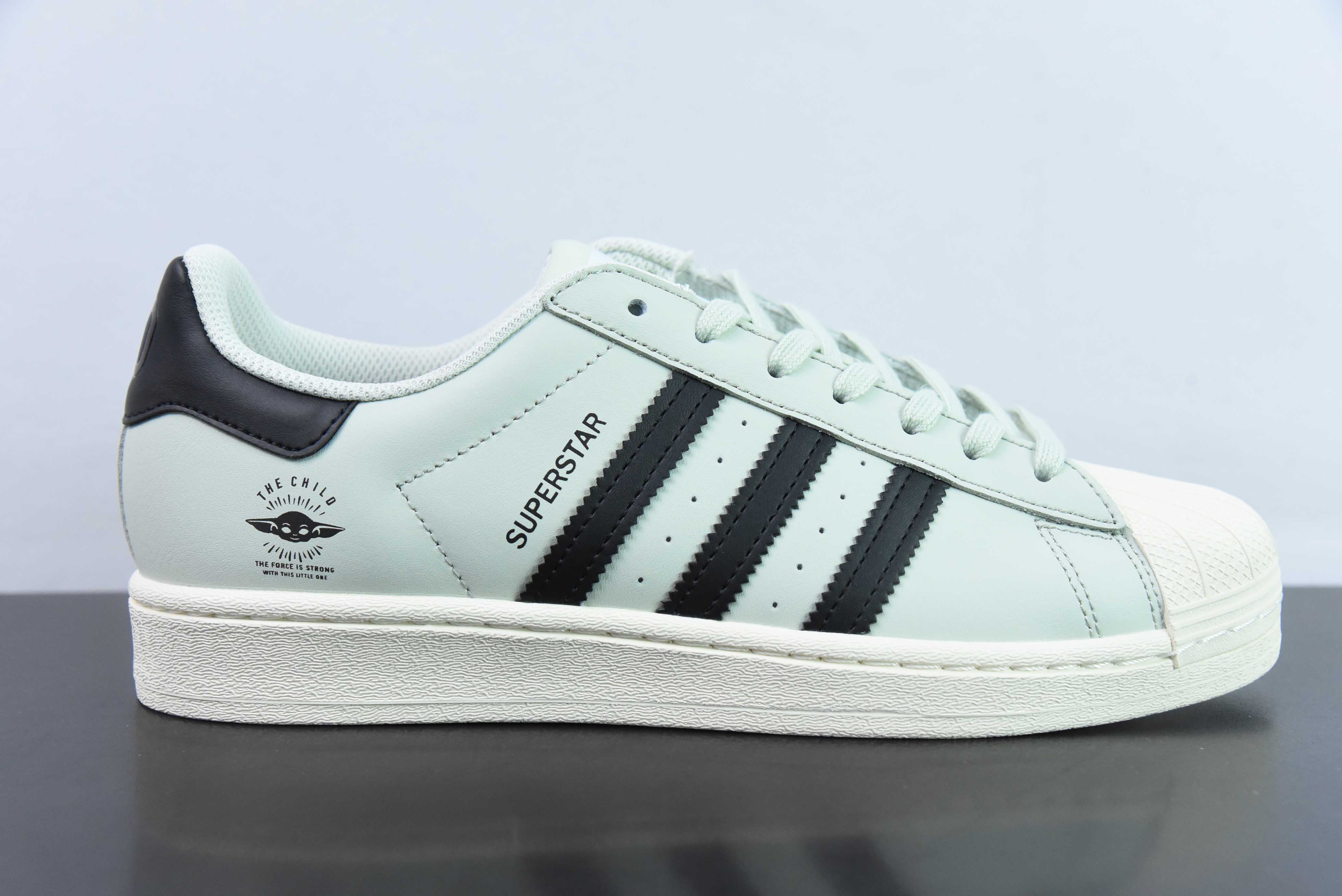 AD 오리지널스 슈퍼스타 클래식 레트로 쉘 토 보드 슈즈 아이템: GZ2751 사이즈: 36-44