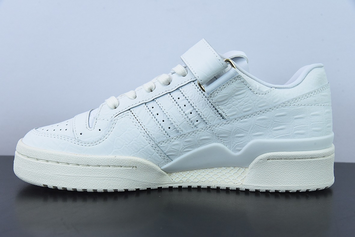 AD 오리지널스 포럼 84 로우 리틀 화이트 스네이크 인터넷에서 가장 높은 버전 아이템 번호 H 사이즈: 36-45