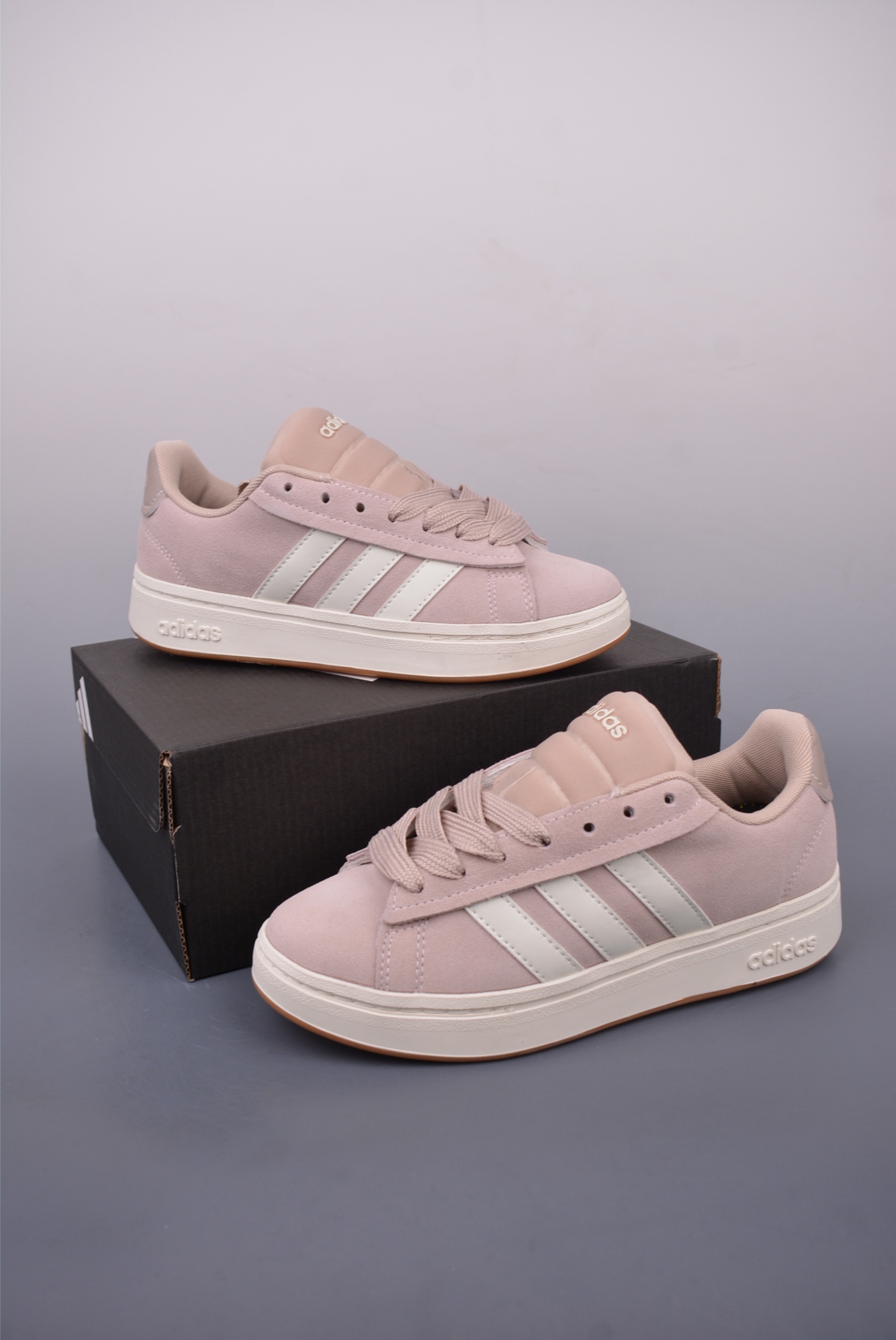 아디다스 그랜드 코 상품 번호: IH3852