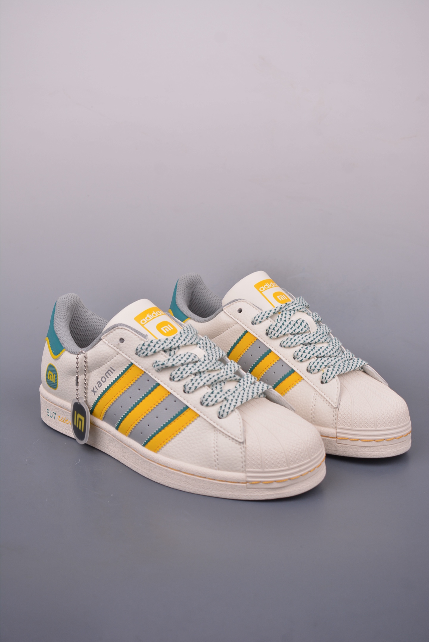 아디다스 오리지널 상품 번호: JY8917