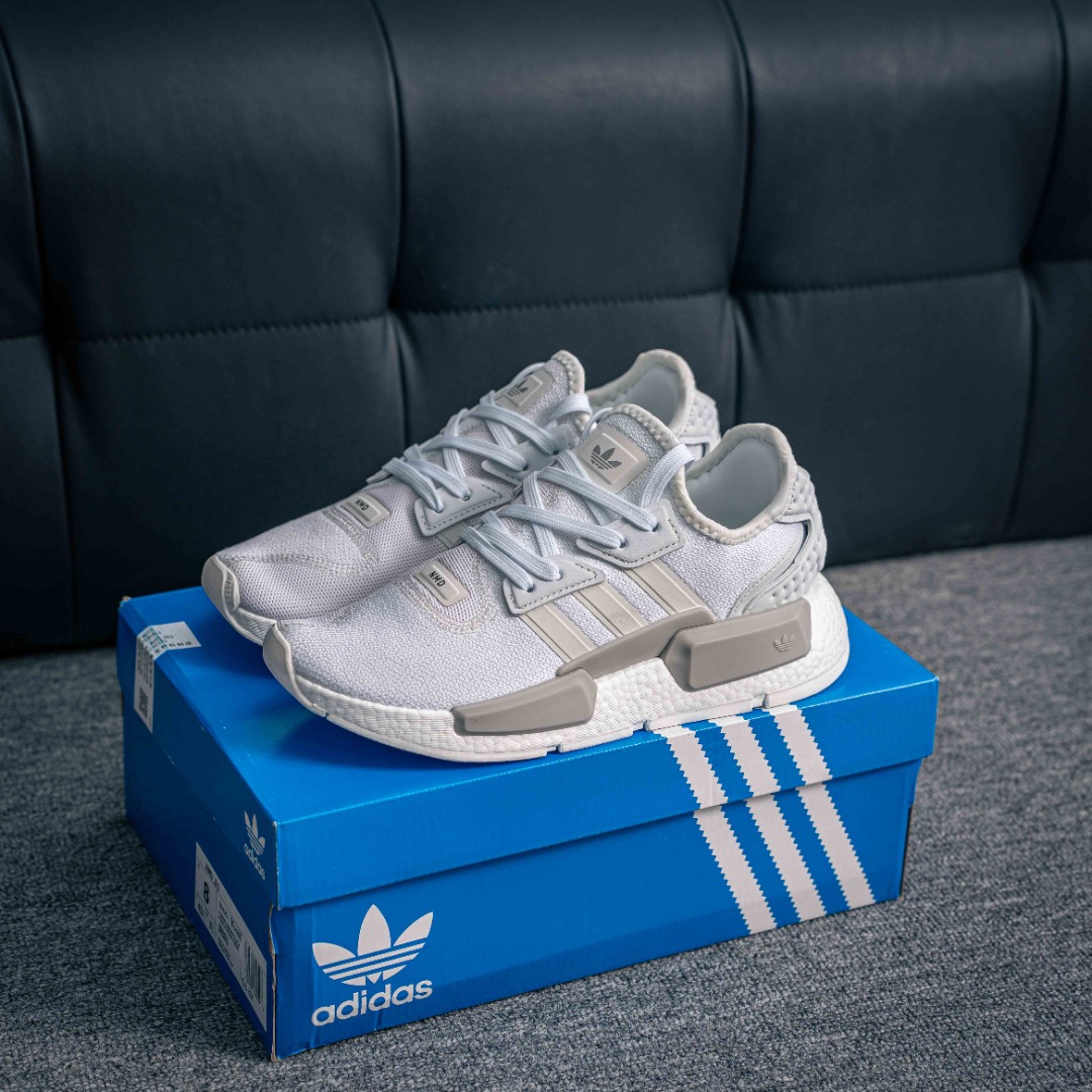 아디다스 새로운 색상 아디다스 상품 번호: IG4557