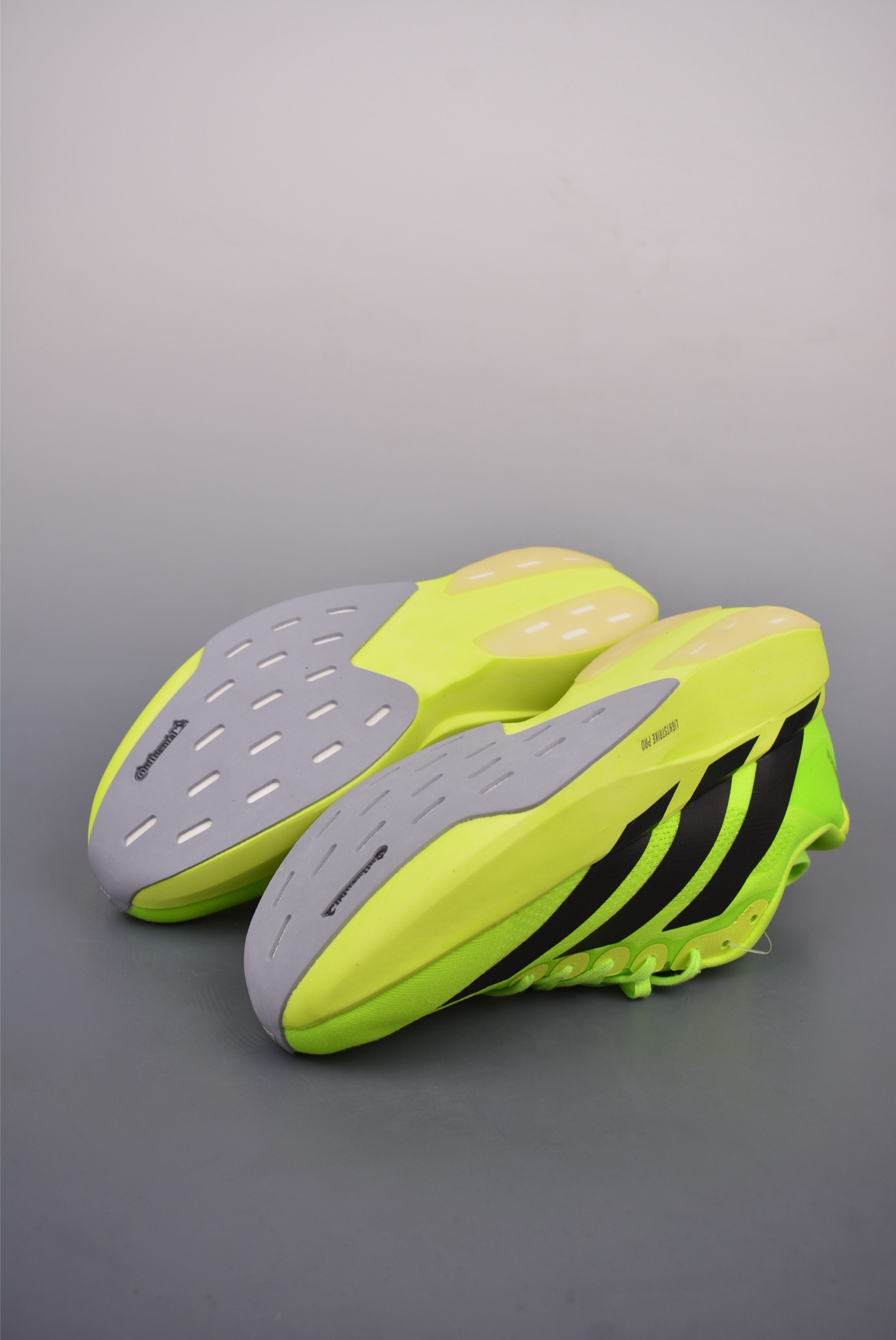 아디다스 아디제로 상품 번호: JR3416