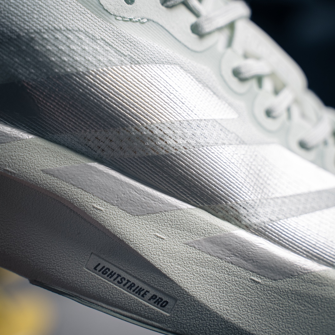 아디다스 아디제로 상품 번호: JR5840