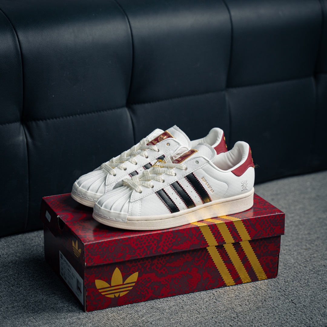 아디다스 아디다스 샴록 O 상품 번호: JR8036