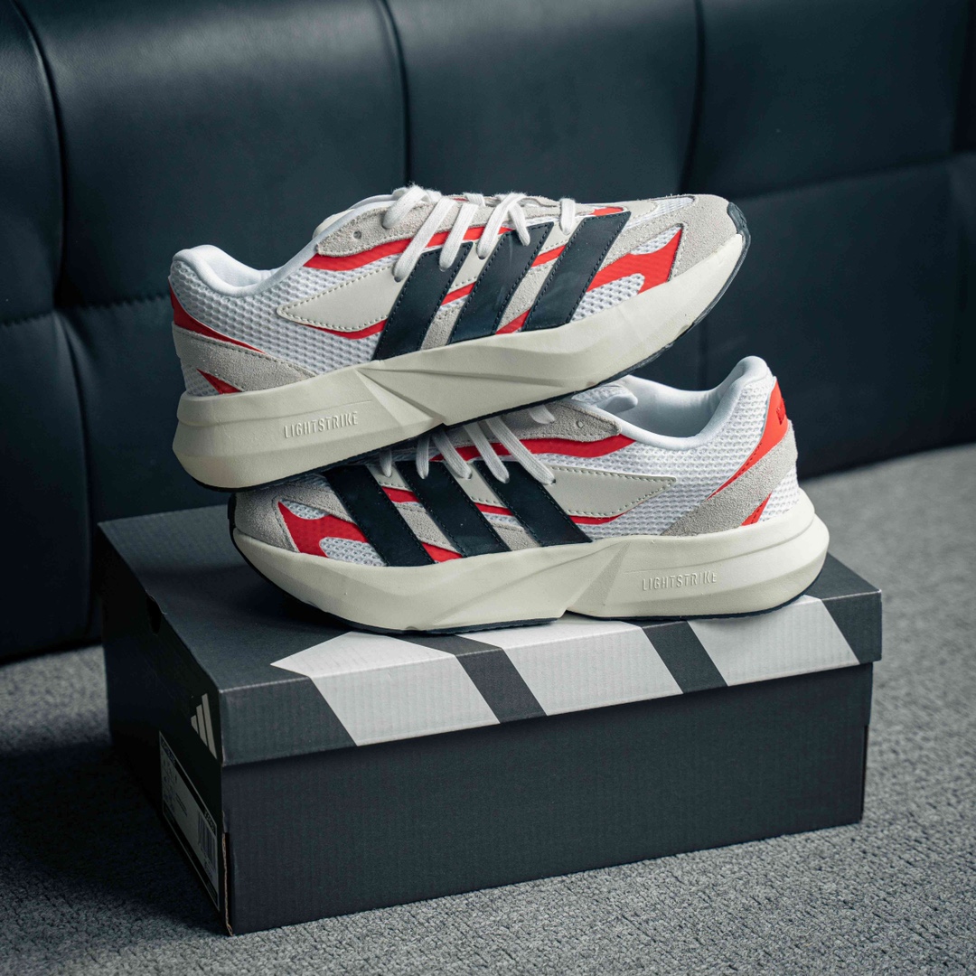 아디다스 라이트블라 상품 번호: JQ9967