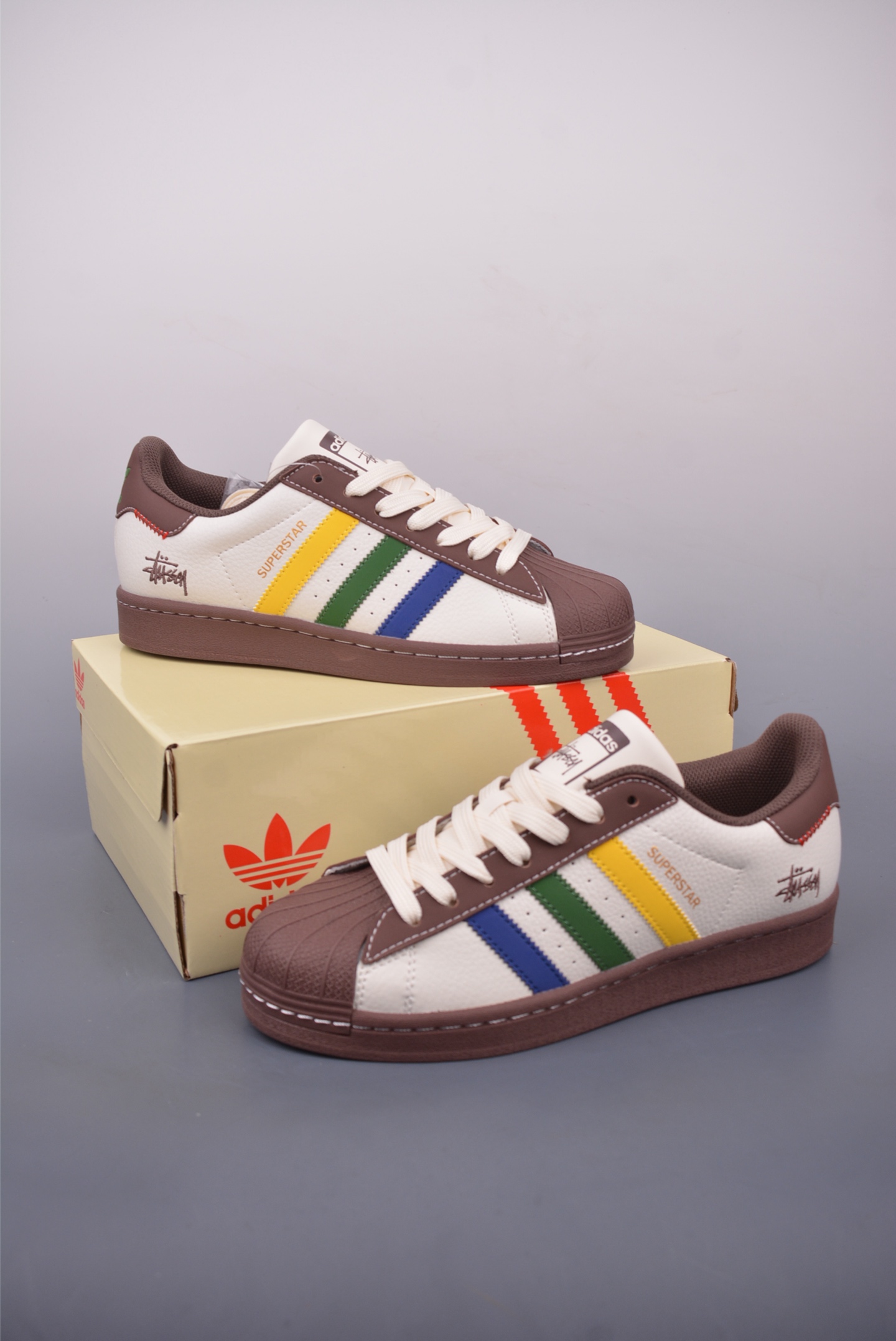 아디다스 오리지널 상품 번호: JY8913