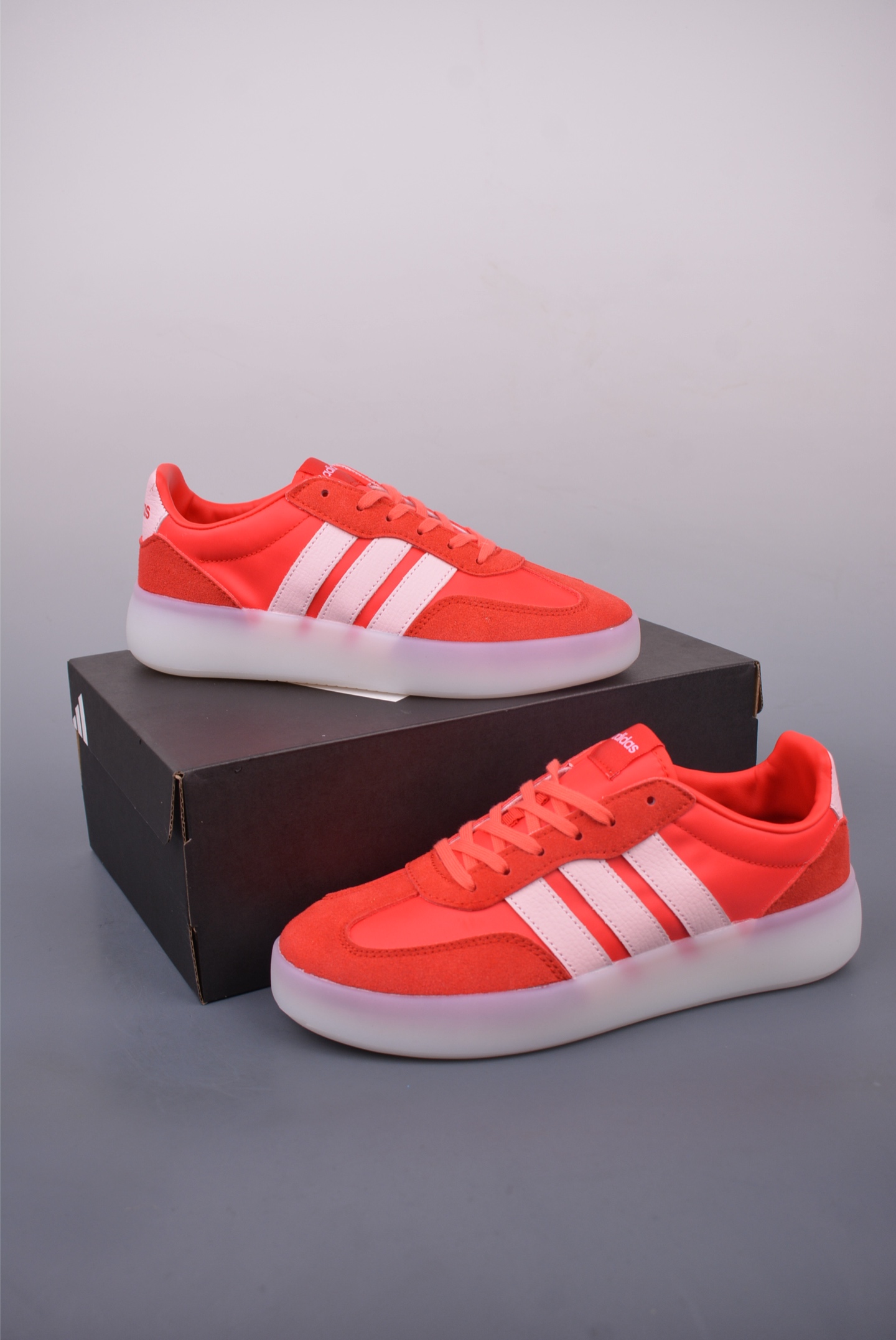 아디다스 바레다 상품 번호: JP9669