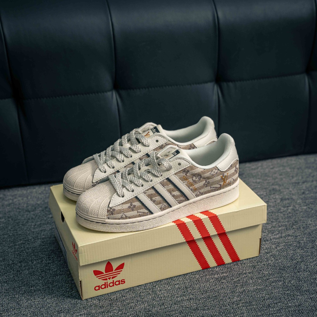 lv 프린트 아디다스 아디다스 상품 번호: JY8920