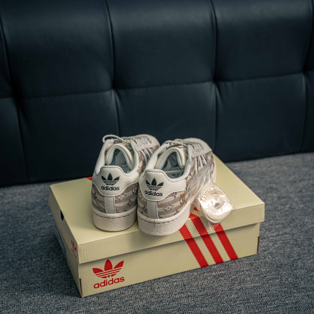 lv 프린트 아디다스 아디다스 상품 번호: JY8920