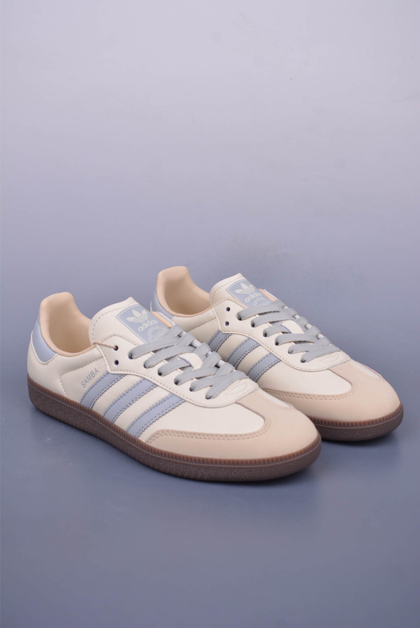 아디다스 클로버 삼바 상품 번호: JI3184