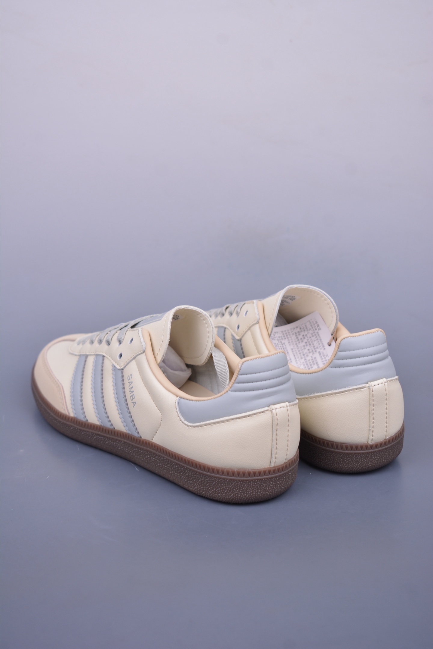 아디다스 클로버 삼바 상품 번호: JI3184