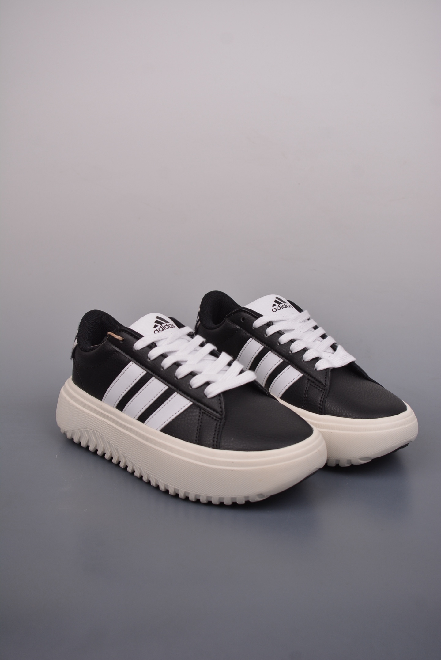 아디다스 아디다스 GRA 상품 번호: IH7754