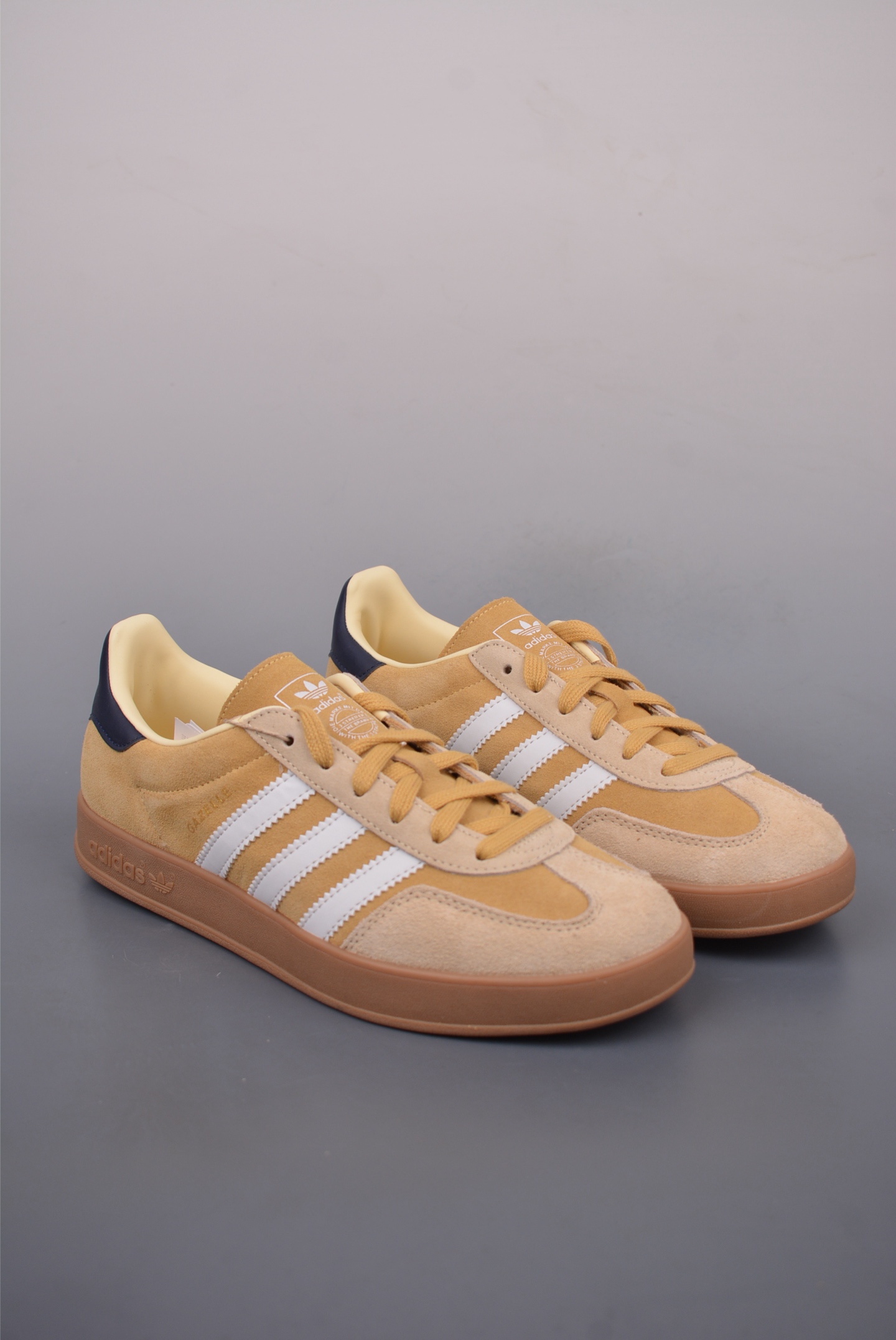 아디다스 오리지널 상품 번호: JI3523