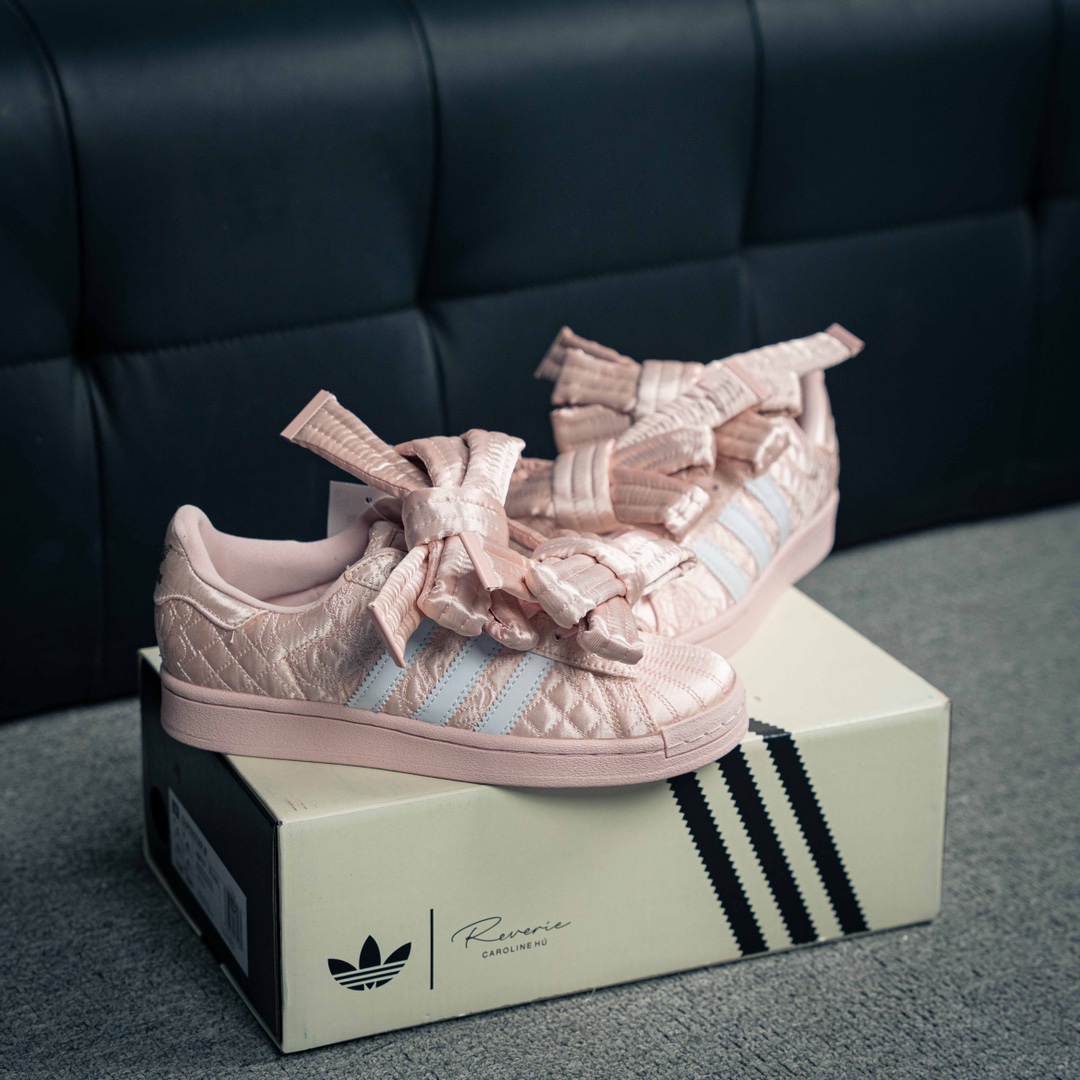 보타이 새틴 핑크 아디다스 아디 상품 번호: JR7977