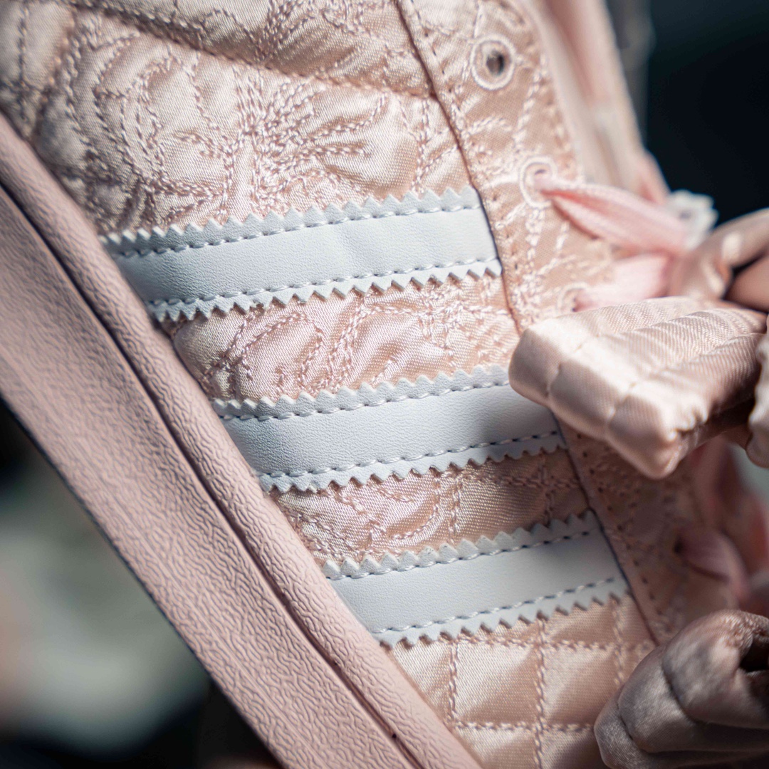 보타이 새틴 핑크 아디다스 아디 상품 번호: JR7977