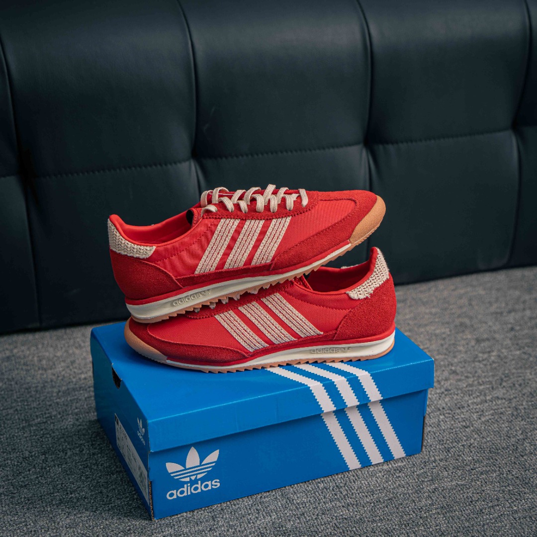 아디다스 오리지널 상품 번호: JI2746