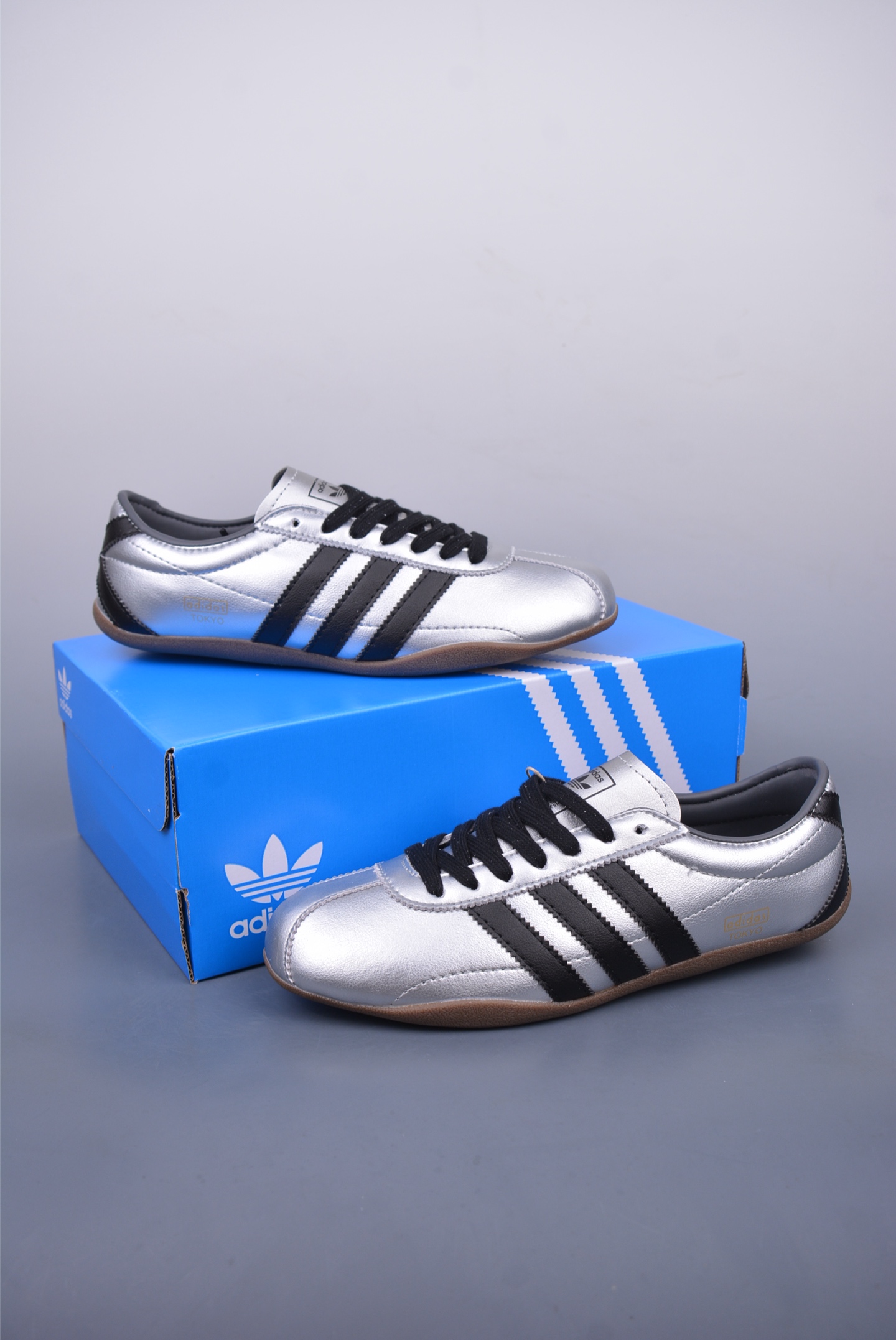 아디다스 아디다스 오리지널 상품 번호: JQ3024