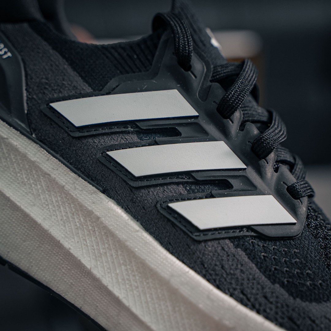 아디다스 아디다스 울트라 상품 번호: JH9633