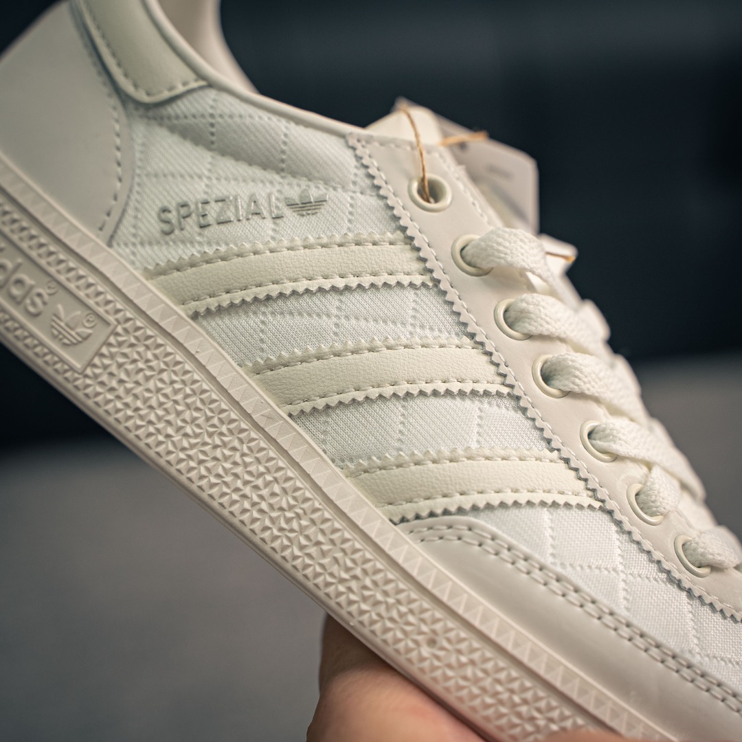 아디다스 아디다스 핸드 상품 번호: KJ0854