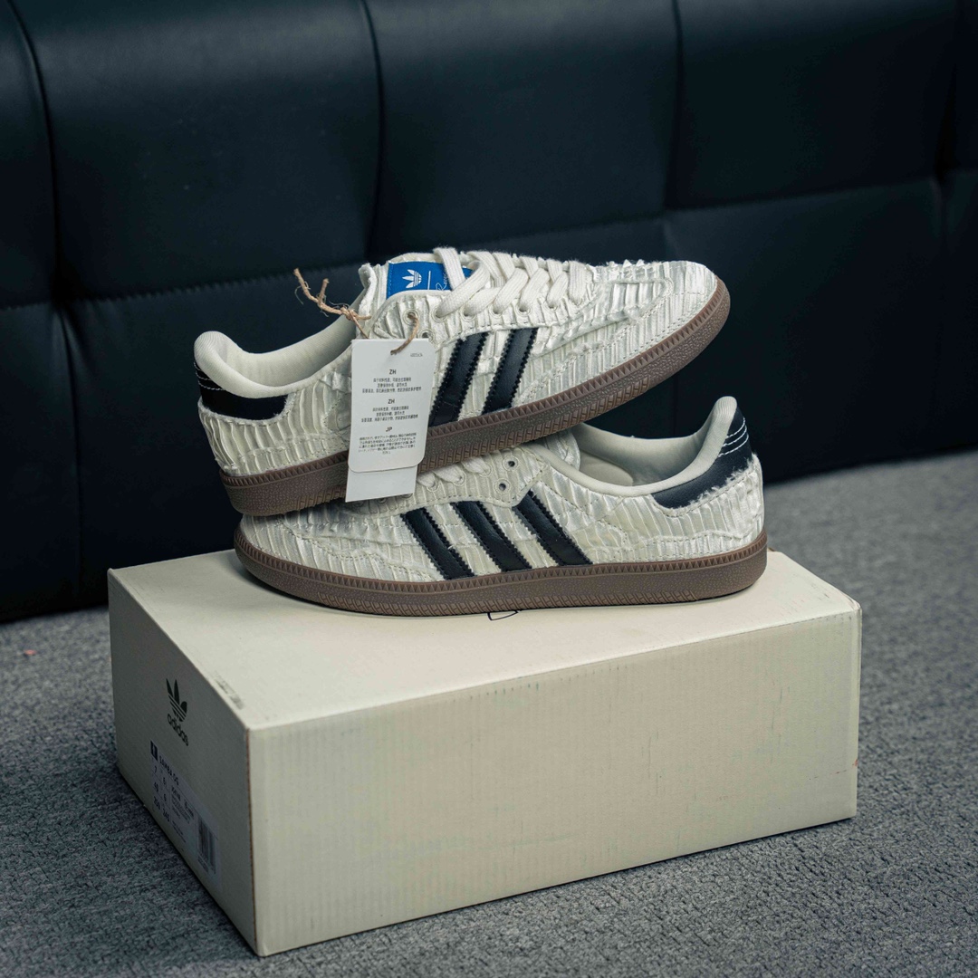 아디다스 삼바 OG 상품 번호: JQ4748