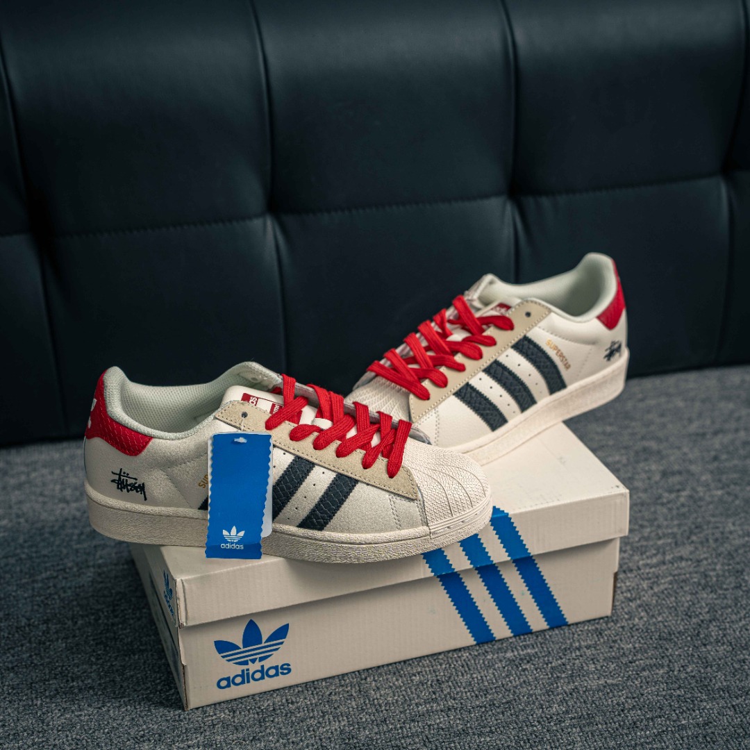 아디다스 아디다스 샴록 오 상품 번호: BZ2522