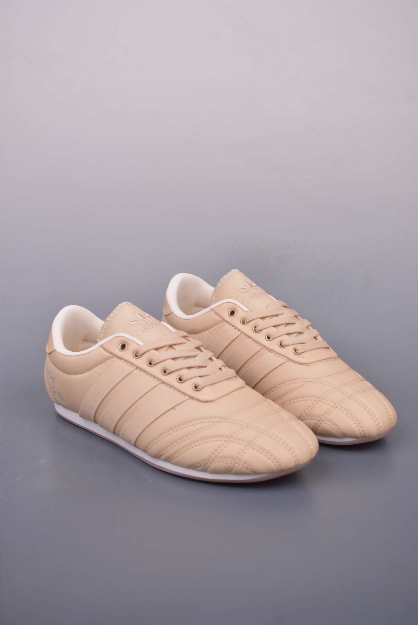 아디다스 오리지널 상품 번호: JR7450