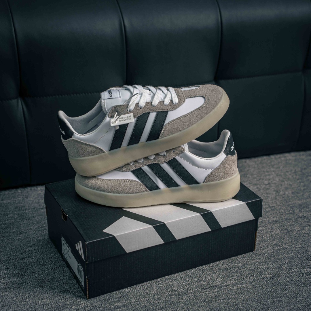 아디다스 젤리 T-토 슈즈 BA 상품 번호: JI2135