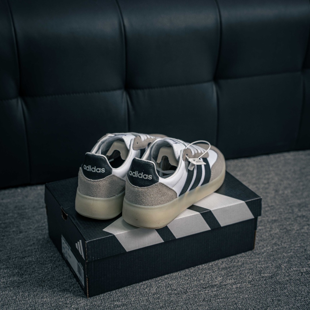 아디다스 젤리 T-토 슈즈 BA 상품 번호: JI2135