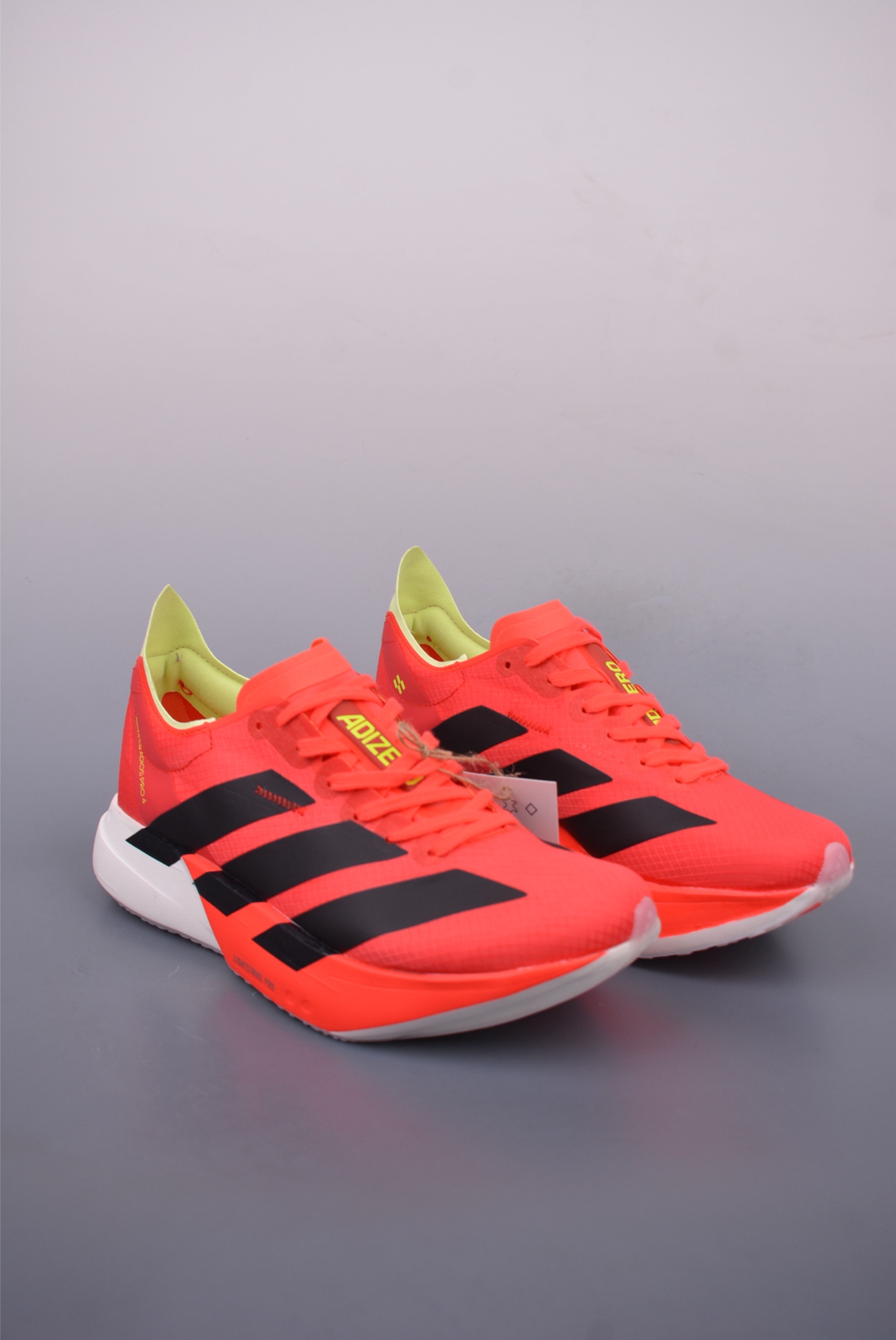 아디다스 아디제로 상품 번호: JR6358