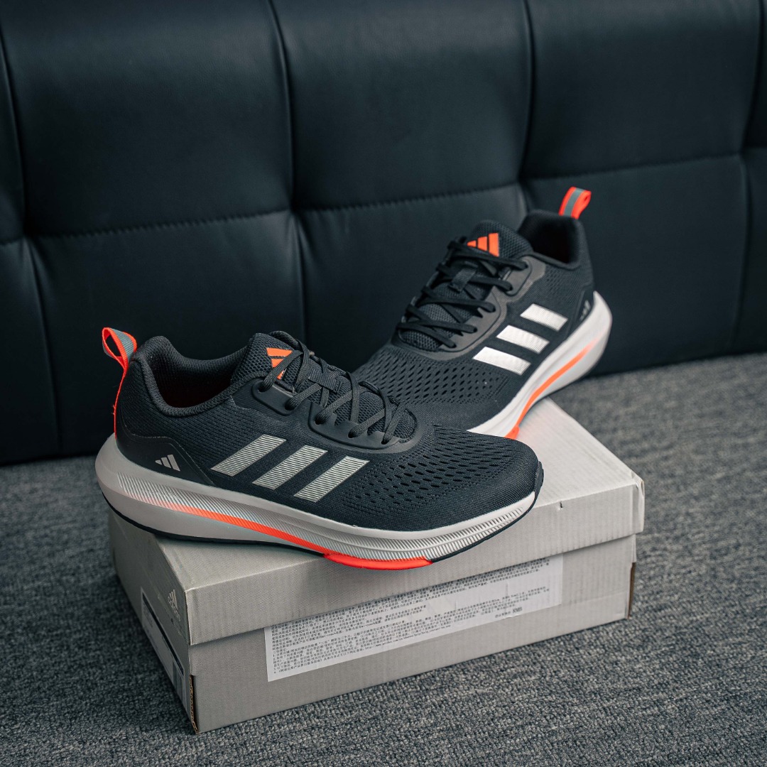 아디다스 오리지널 상품 번호: AQ0885