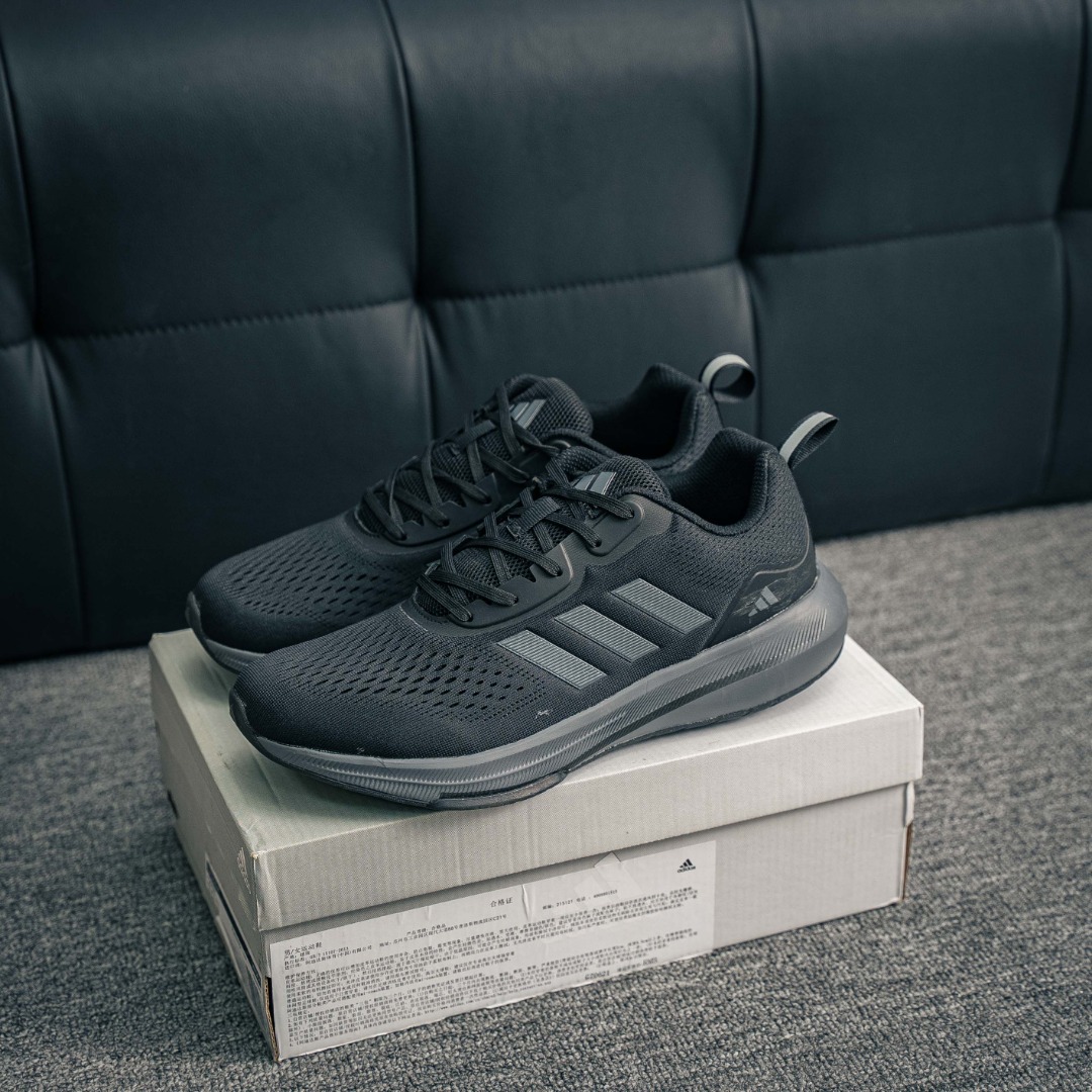 아디다스 오리지널 상품 번호: AQ0884