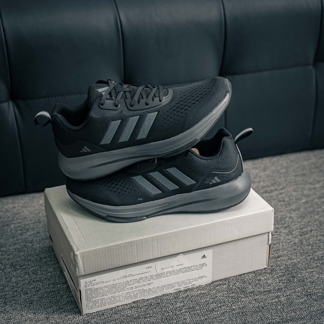 아디다스 오리지널 상품 번호: AQ0884