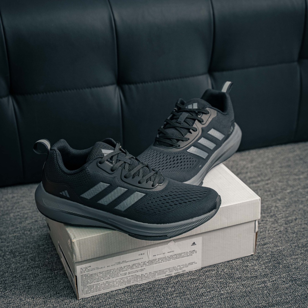 아디다스 오리지널 상품 번호: AQ0884