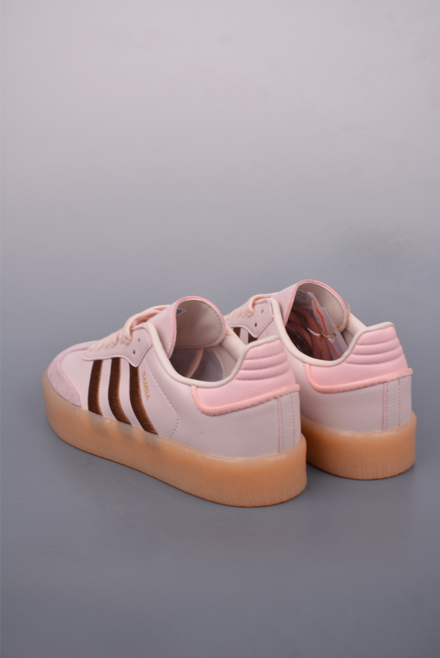 아디다스 클로버 삼바 상품 번호: ID3737