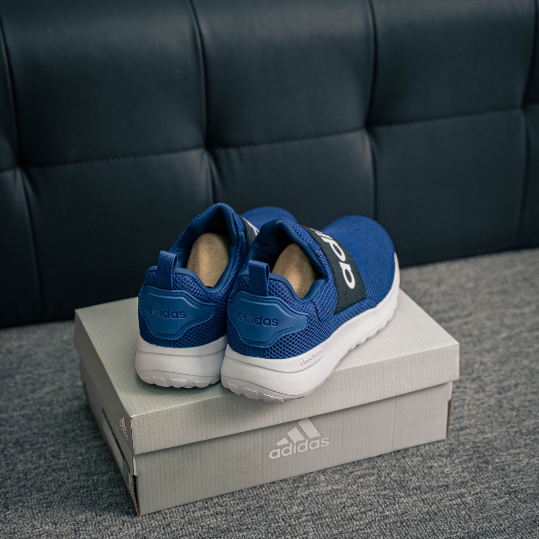 아디다스 아디다스 라이트 상품 번호: H04825