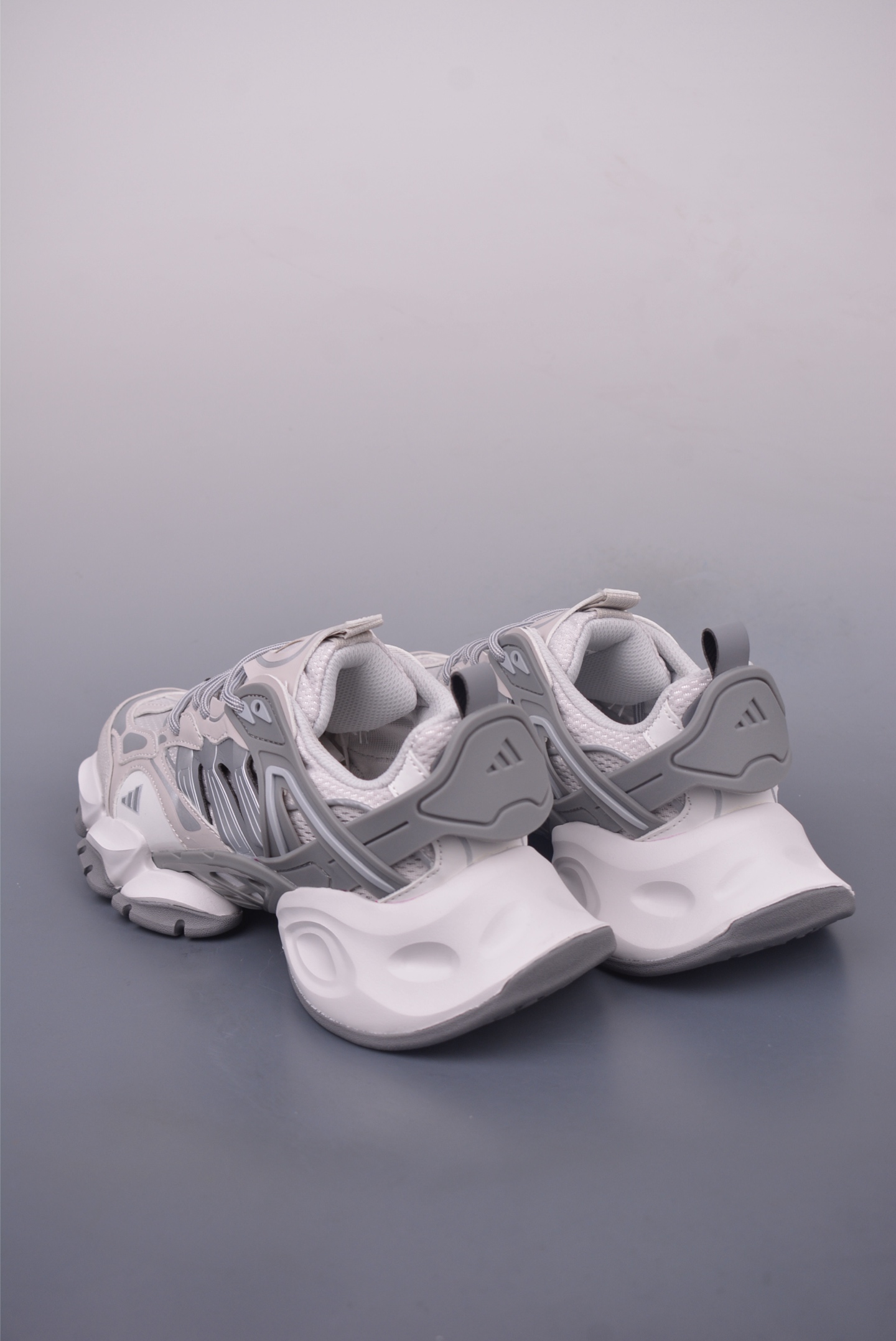 아디다스 벤토 XL 상품 번호: IH1583