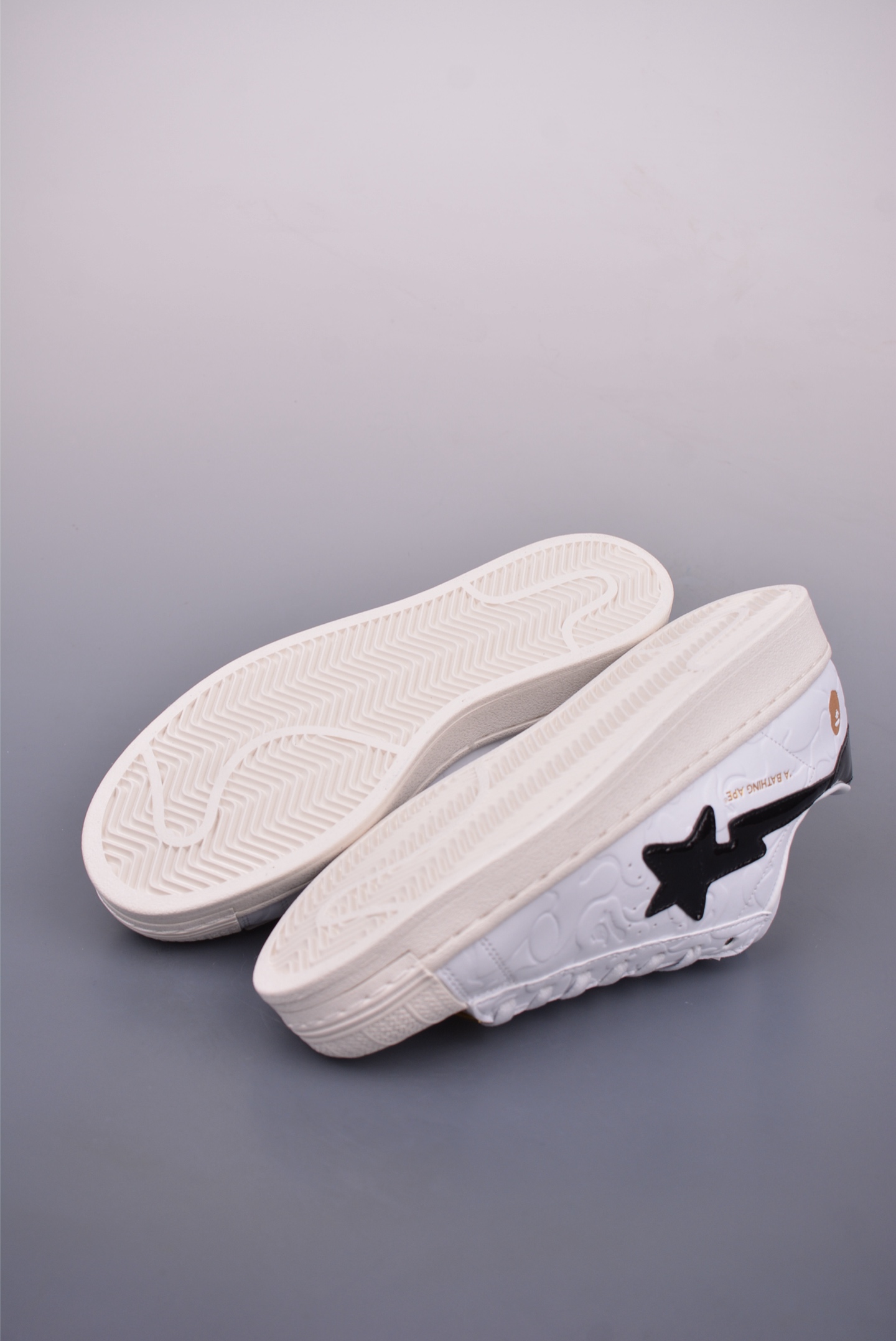 아디다스 슈퍼스타 상품 번호: JR2701