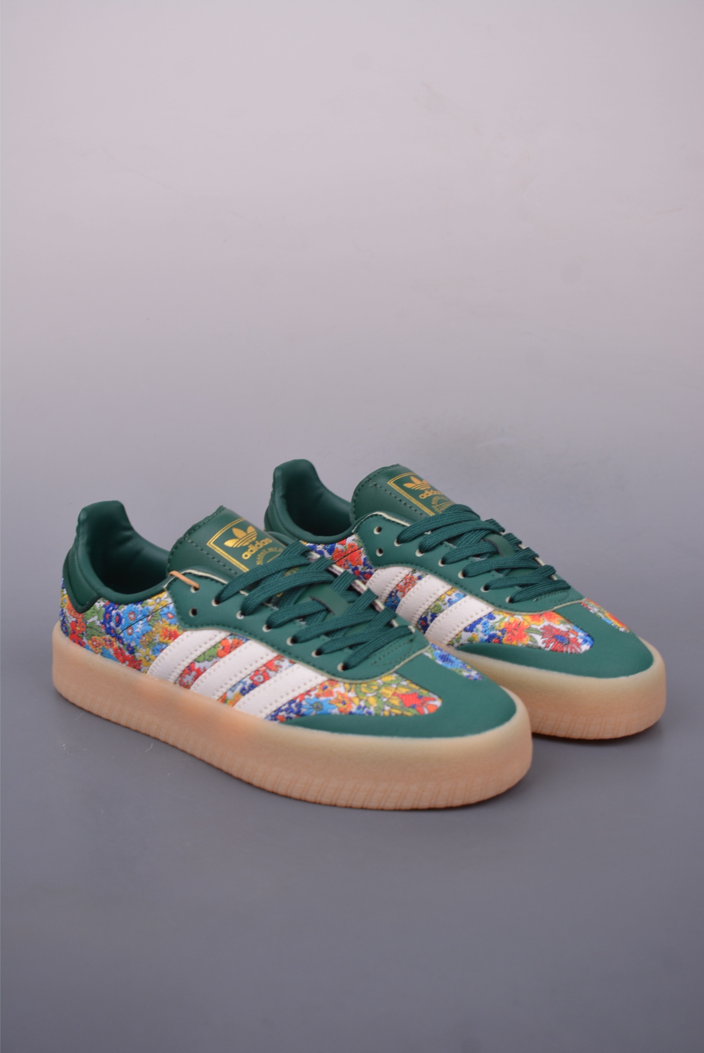 아디다스 샴록 삼바 상품 번호: JH7289