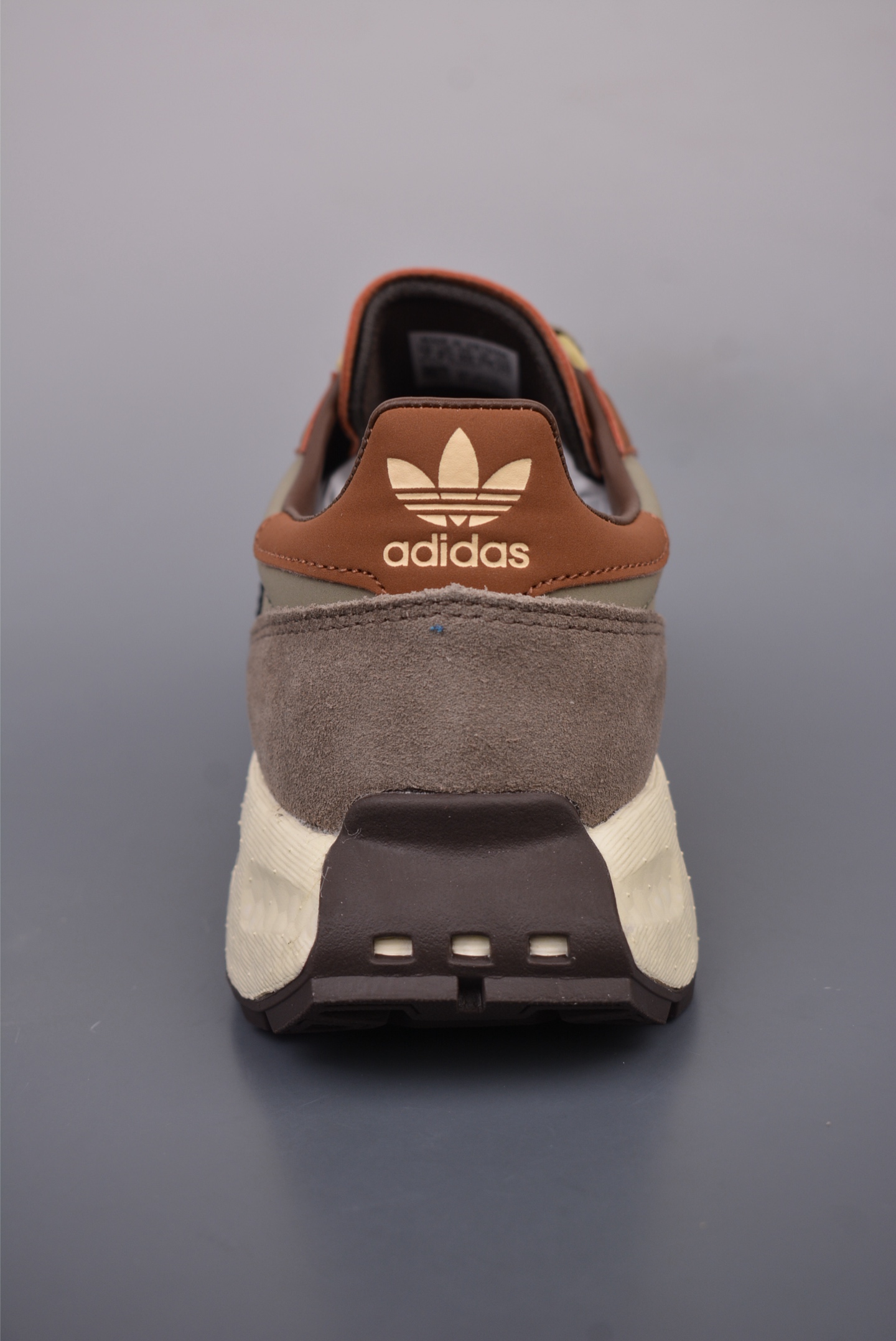 아디다스 레이싱 E 상품 번호: JH7190