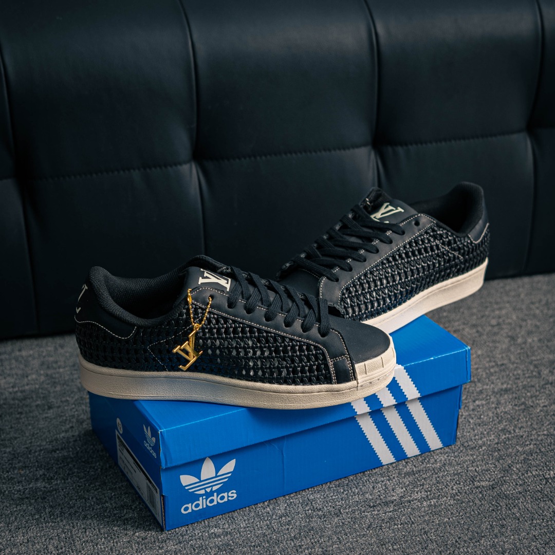 아디다스 아디다스 샴록 O 상품 번호: IE8878